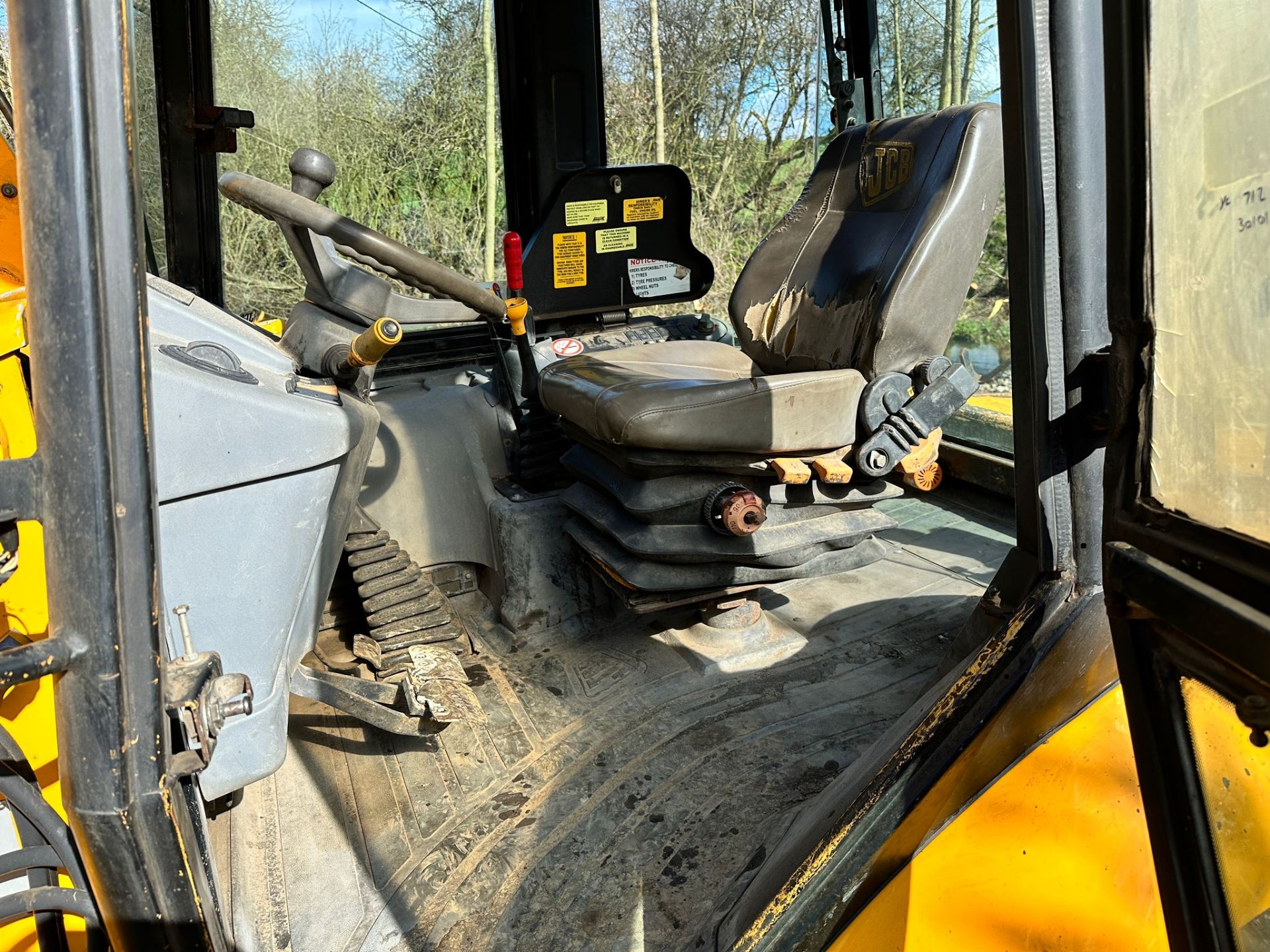 JCB 2CX Airmaster 4WD Loading Shovel With Rear Air Compressor *PLUS VAT* - Image 12 of 14