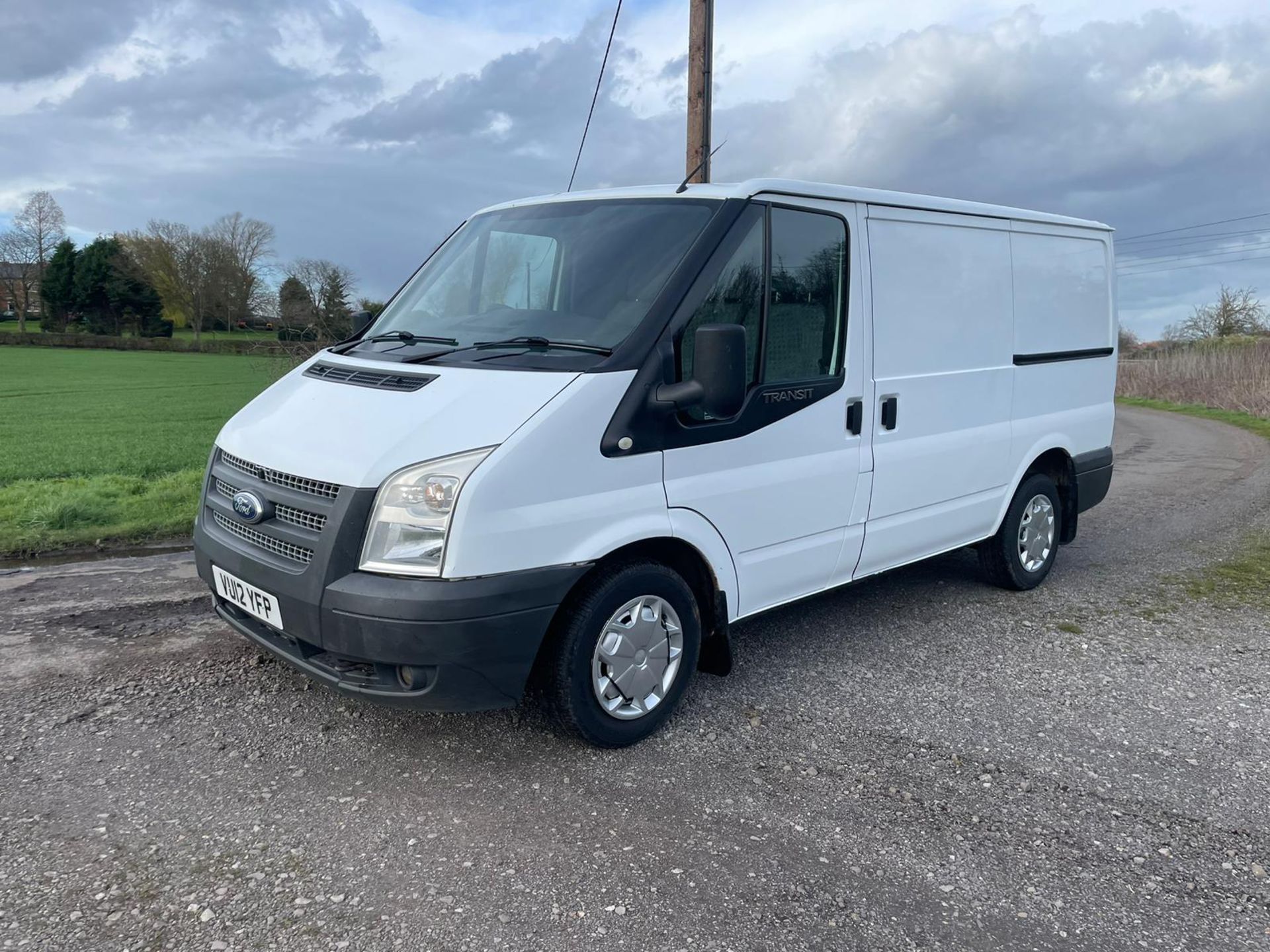 2012 FORD TRANSIT 100 T260 FWD WHITE PANEL VAN *PLUS VAT* - Image 6 of 14