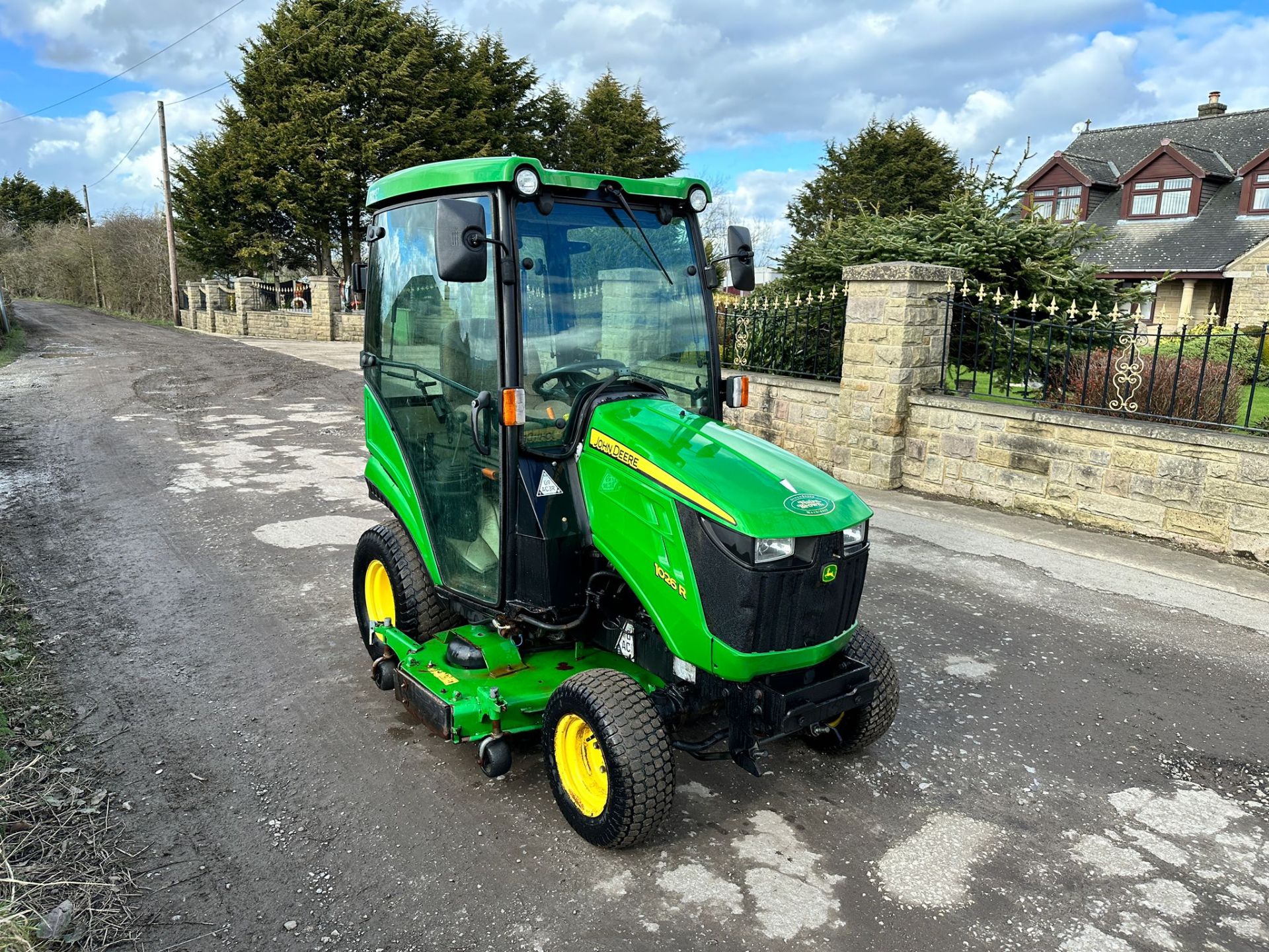 2014/63 Reg. John Deere 1026R 25HP 4WD Compact Tractor With 60” Underslung Deck *PLUS VAT*