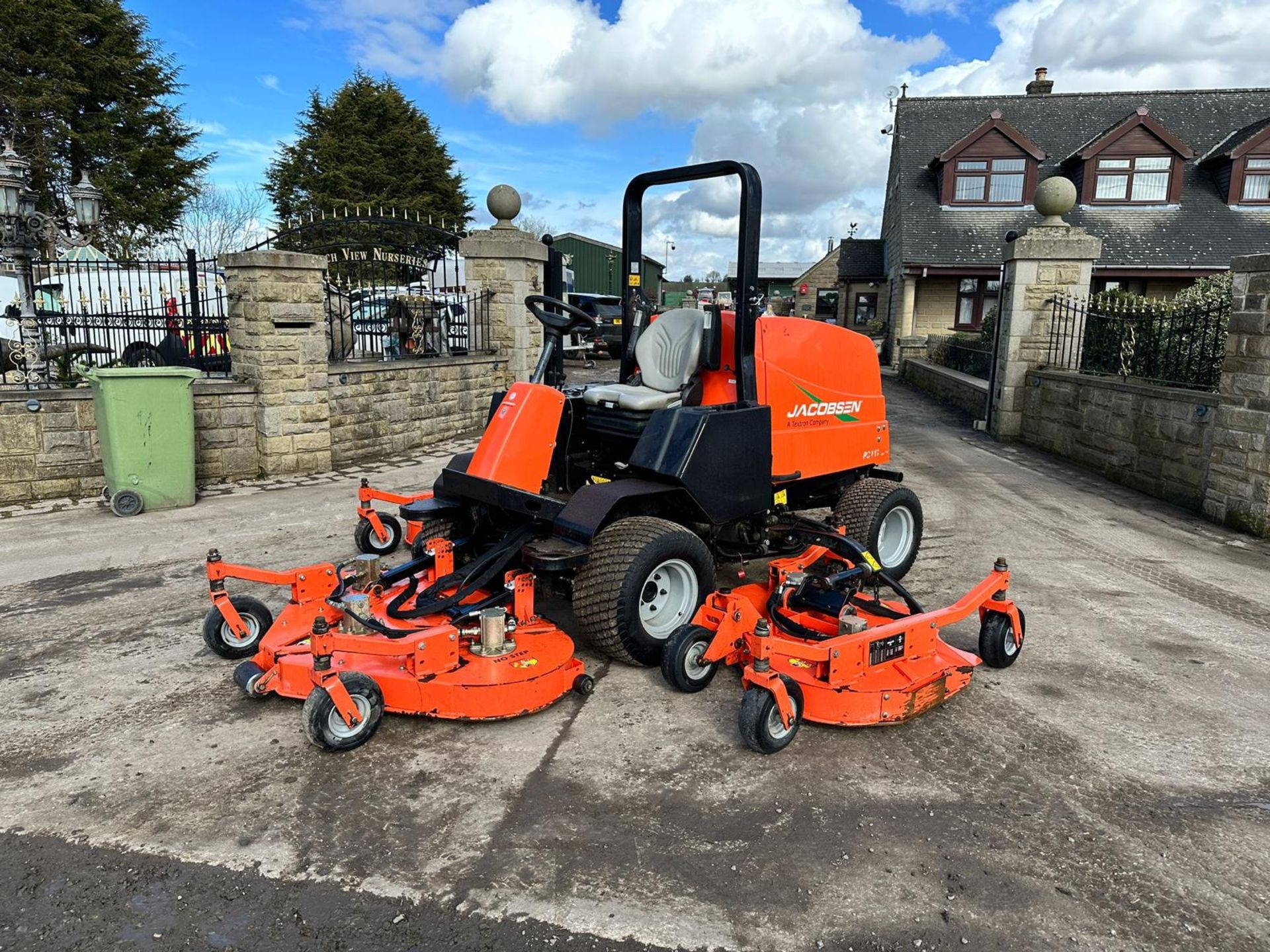 2014 Jacobsen/Ransomes R311T 4WD Diesel Ride On Batwing Mower *PLUS VAT* - Image 8 of 23