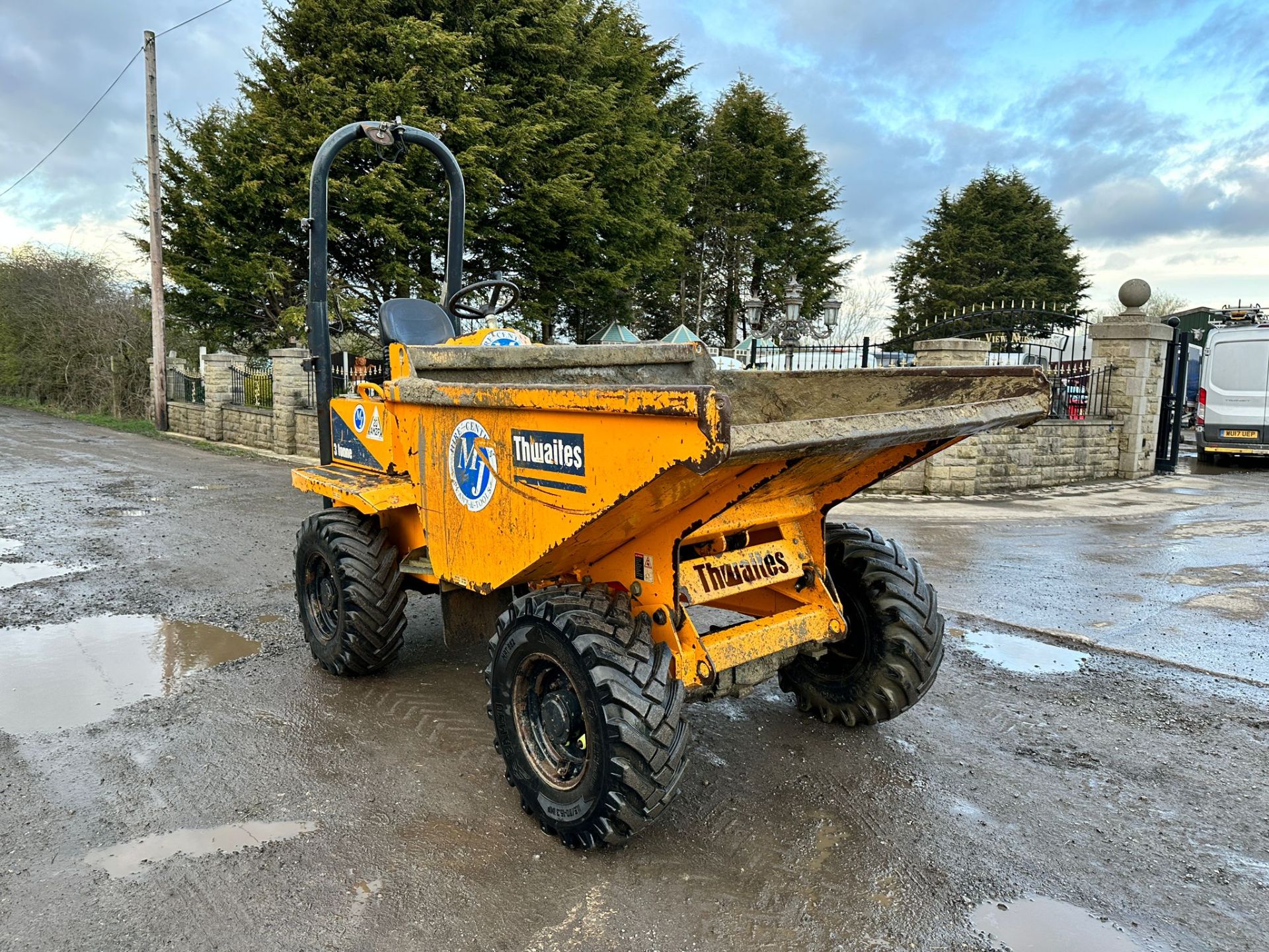 2015 Thwaites 3 Tonne 4WD Diesel Dumper *PLUS VAT* - Image 4 of 13