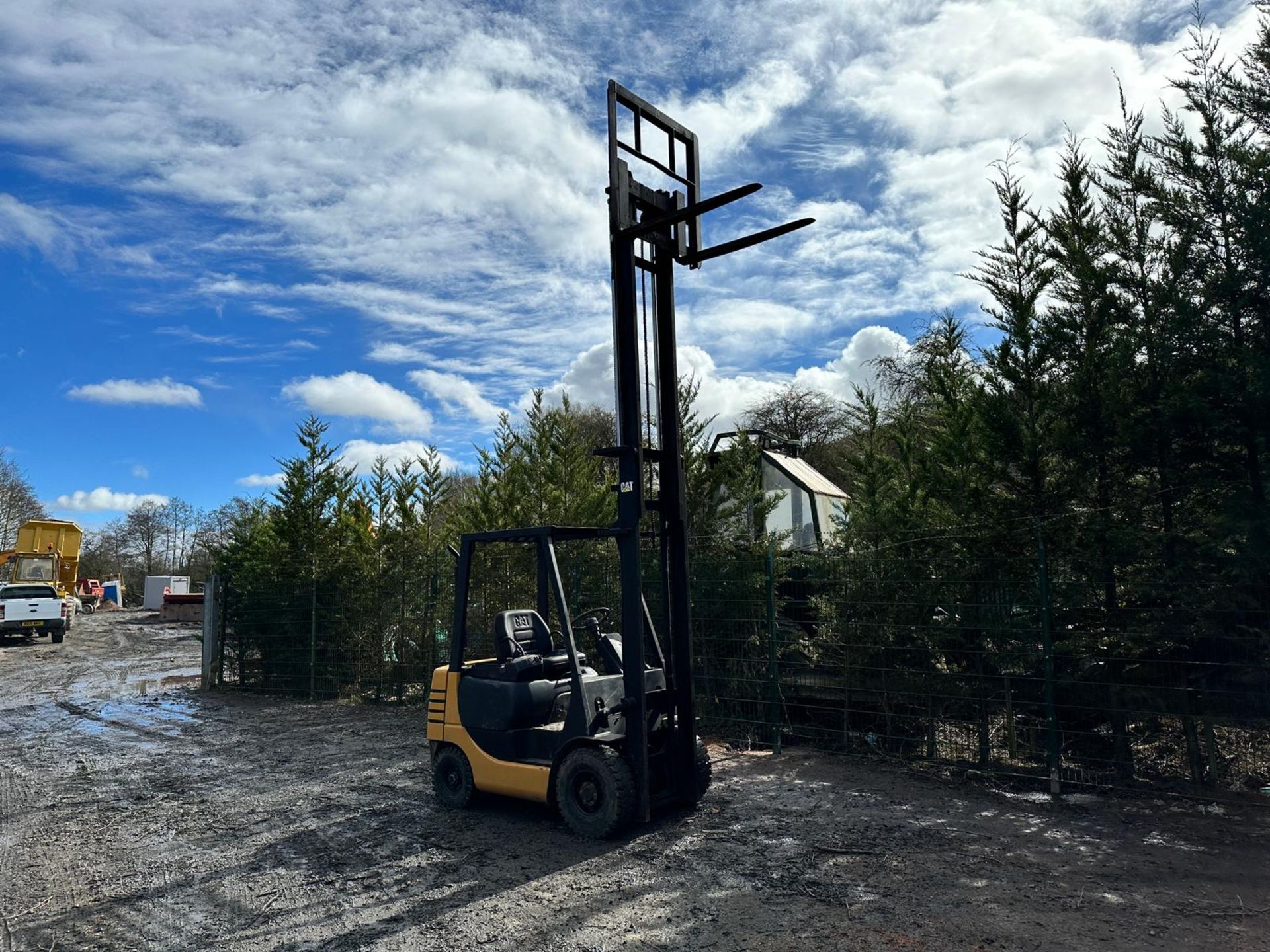 Caterpillar DP15 1.5 Ton Diesel Forklift *PLUS VAT* - Image 6 of 10