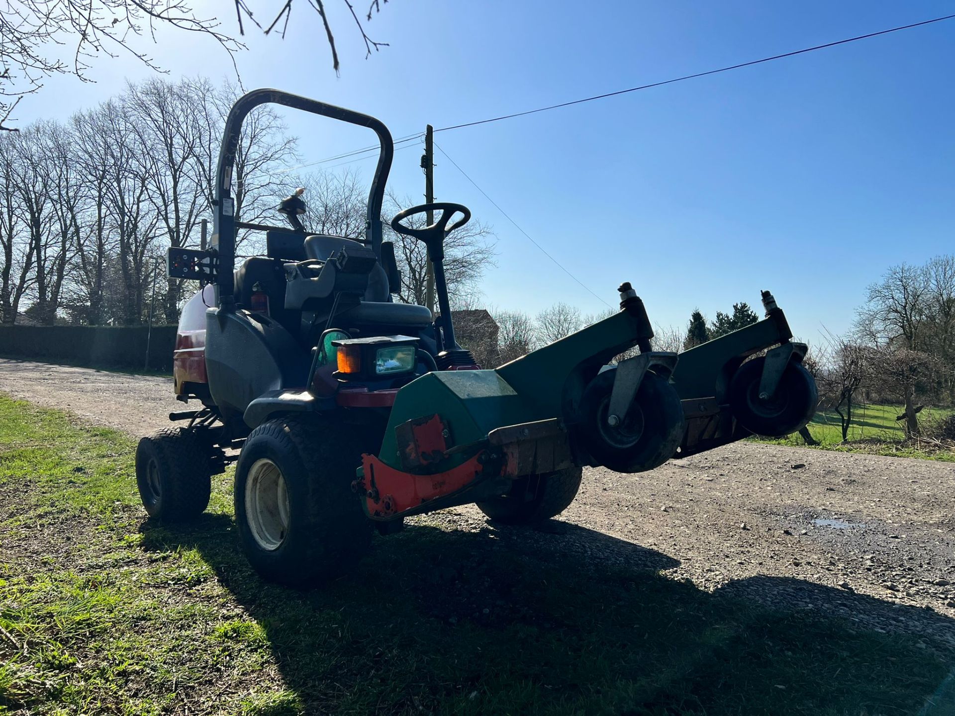 2015 Toro GM3400 4WD Diesel Ride On Mower, Runs Drives And Cuts *PLUS VAT* - Image 5 of 11