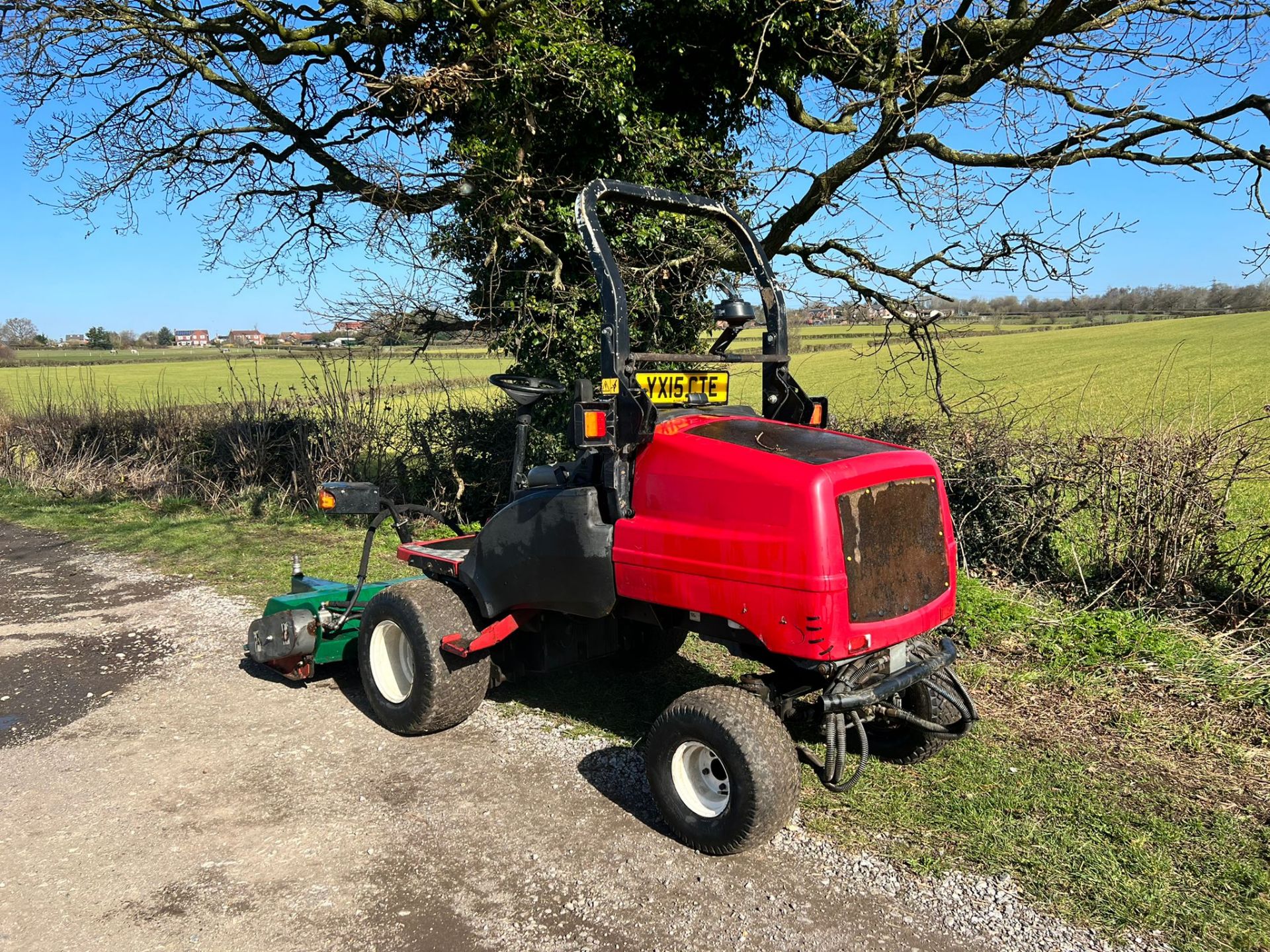 2015 Toro GM3400 4WD Diesel Ride On Mower, Runs Drives And Cuts *PLUS VAT* - Image 3 of 11