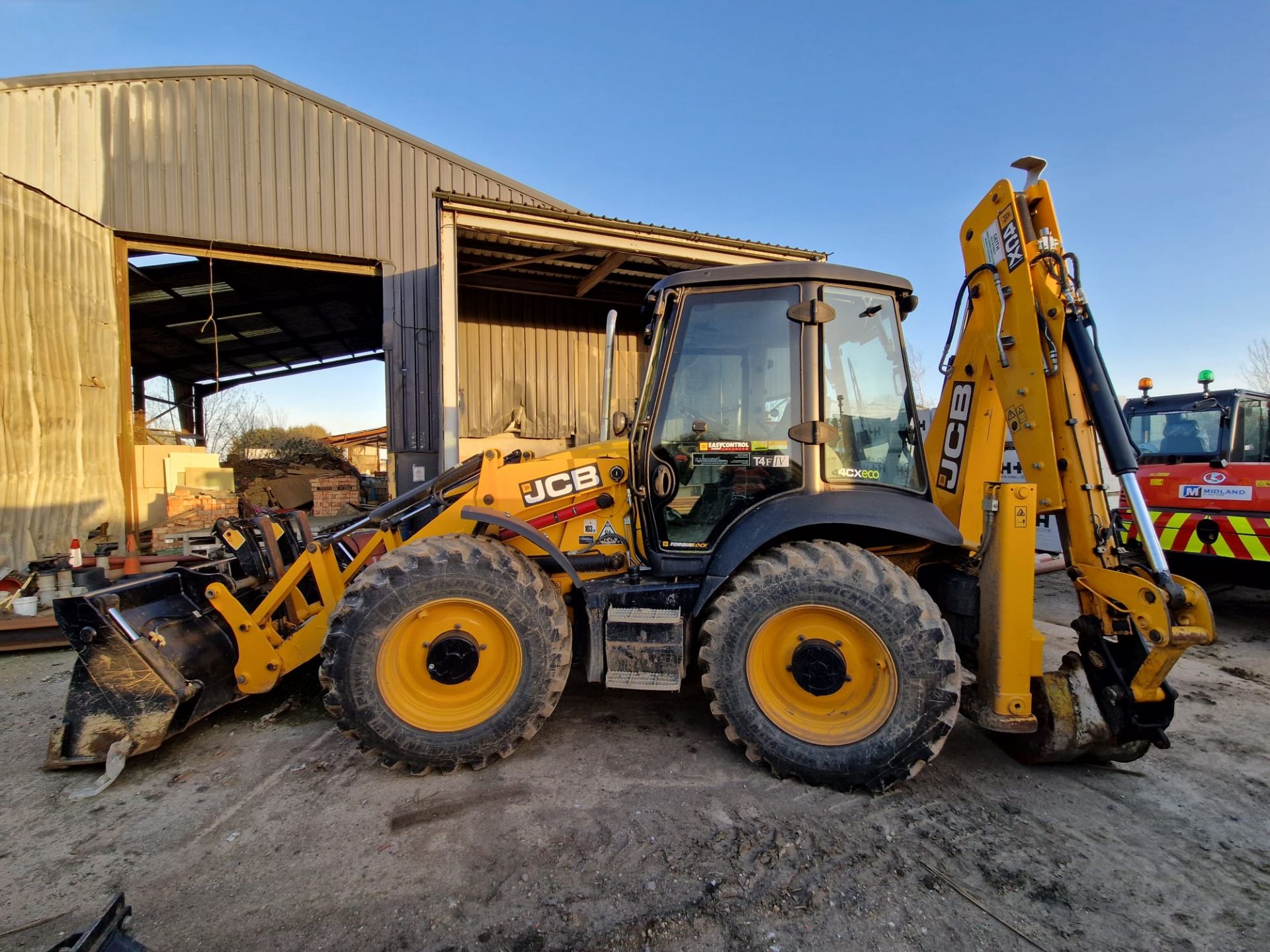 2021 JCB 4CX sitemaster *PLUS VAT* - Image 2 of 4