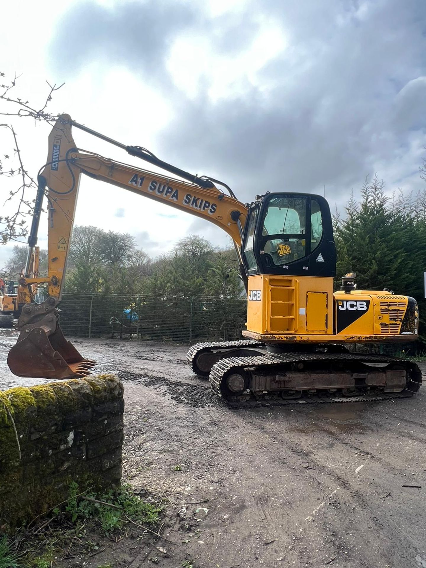 2012 JCB JS220LC 22 TON DIGGER/ EXCAVATOR *PLUS VAT* - Image 7 of 14