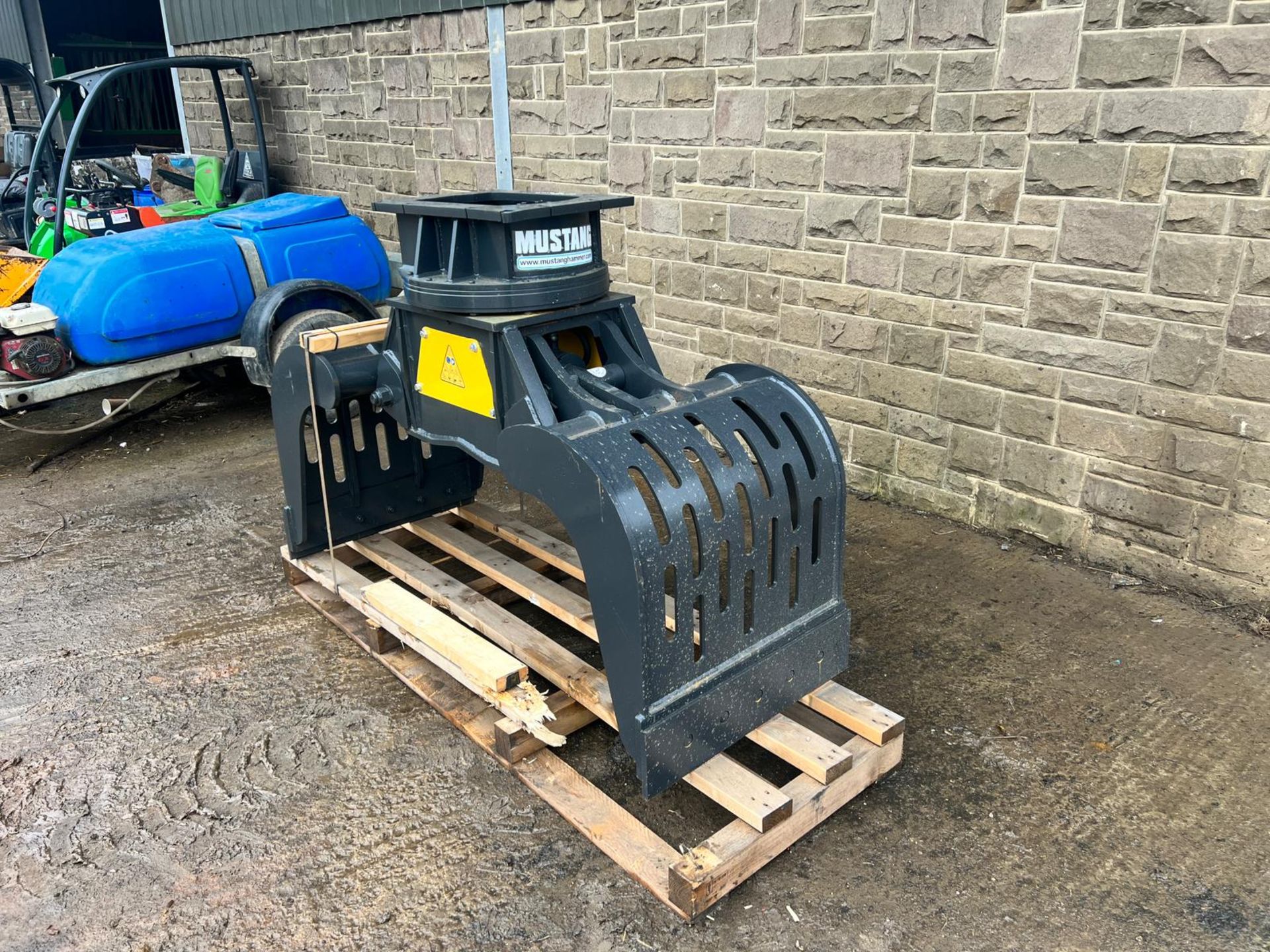 Unused Mustang GRP450 Hydraulic Rotating Excavator Selector Grab *PLUS VAT* - Image 5 of 10