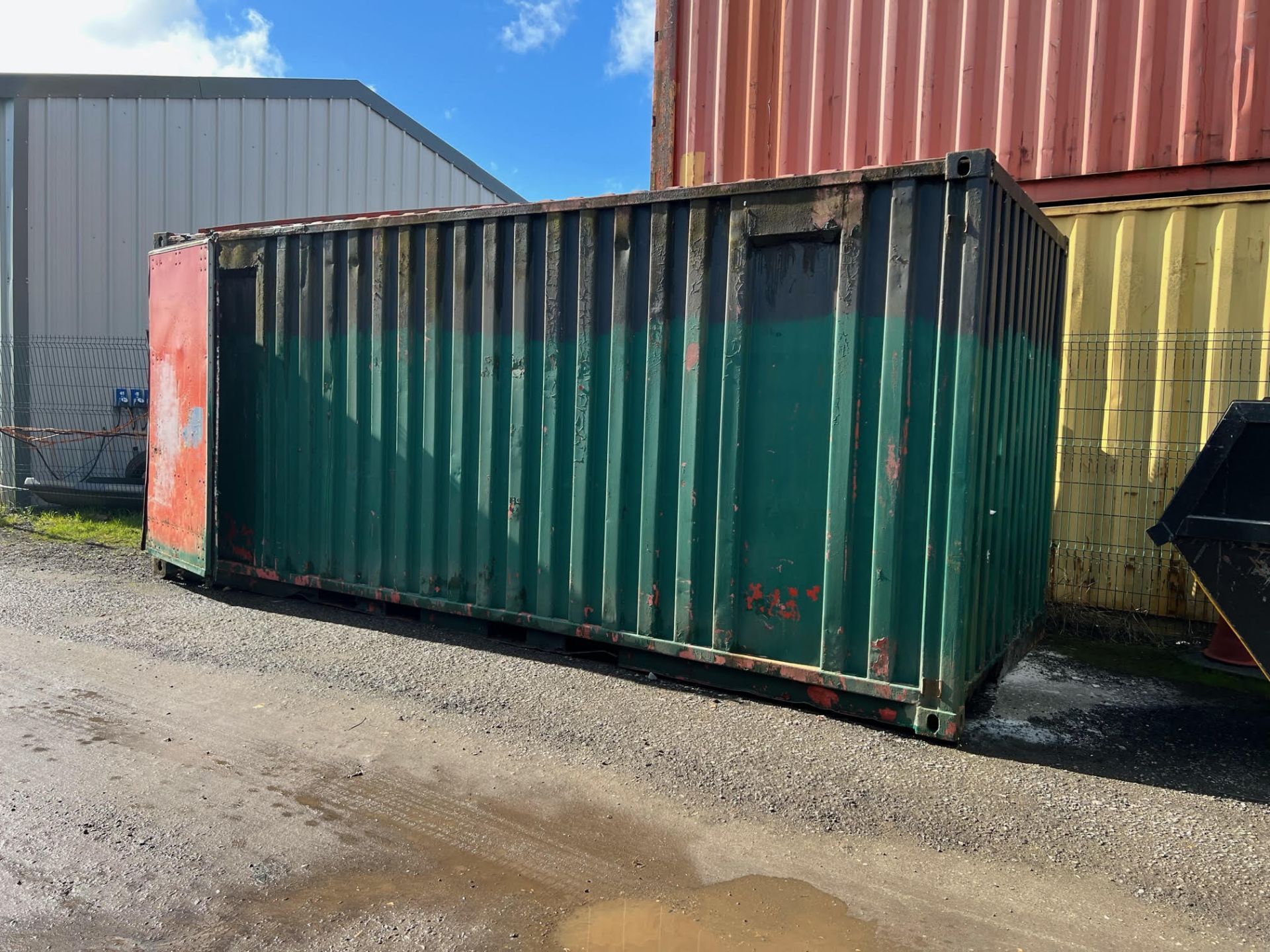 20 foot by 8foot shipping container *NO VAT*