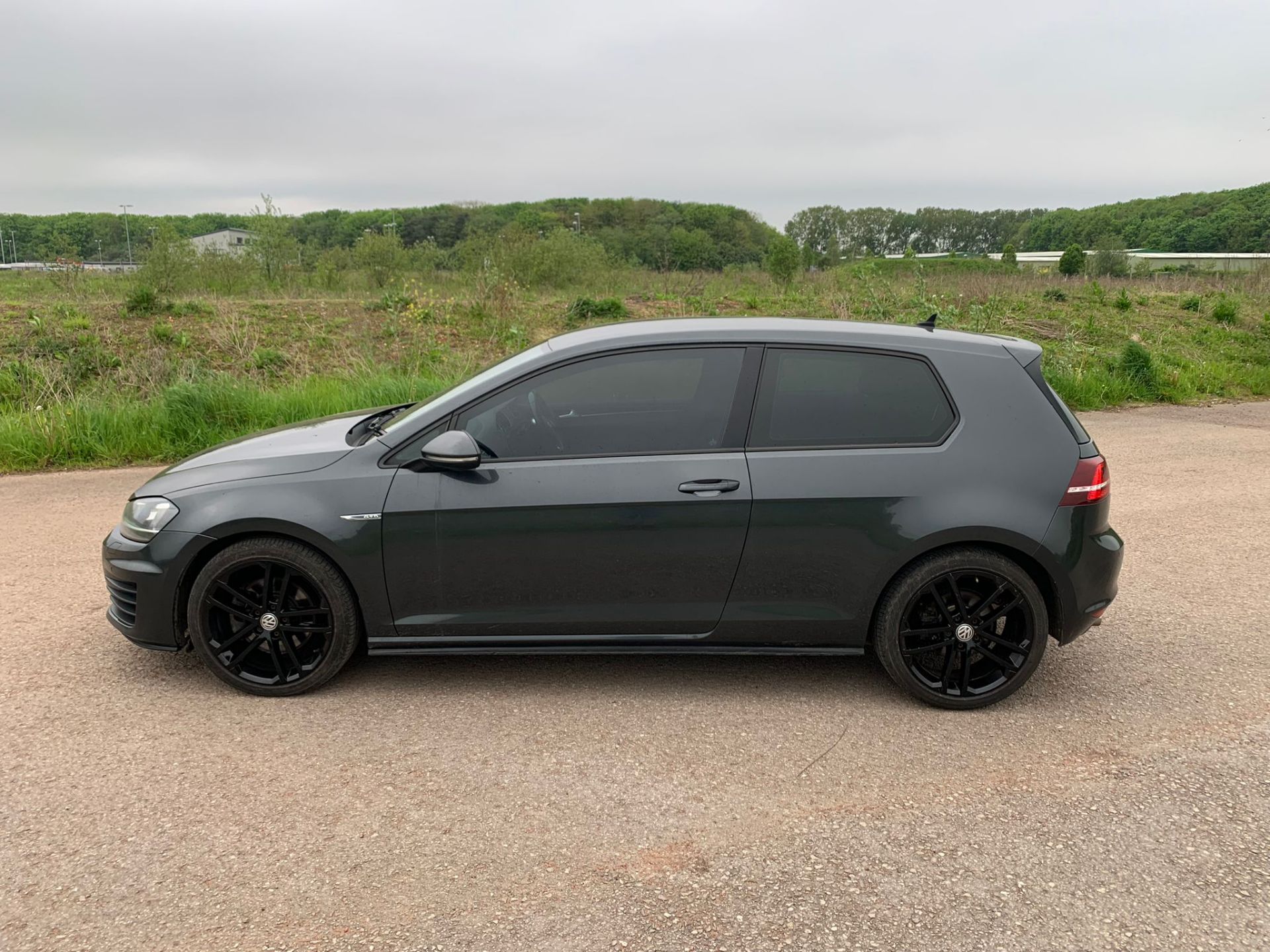 2014 VOLKSWAGEN GOLF GTD S-A GREY HATCHBACK *NO VAT* - Image 6 of 15