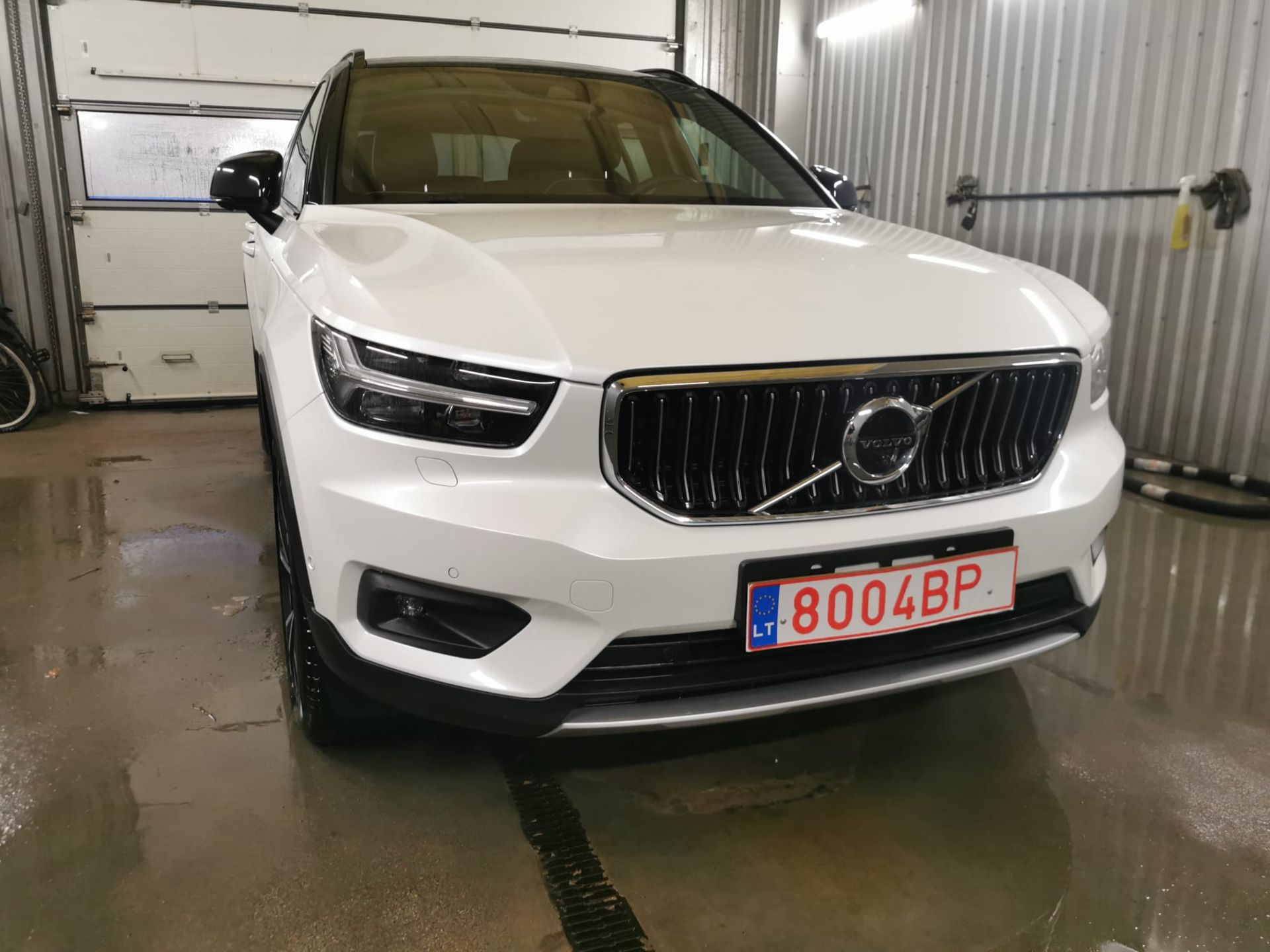 2021 VOLVO XC40 WHITE SUV ESTATE *NO VAT* - Image 3 of 17