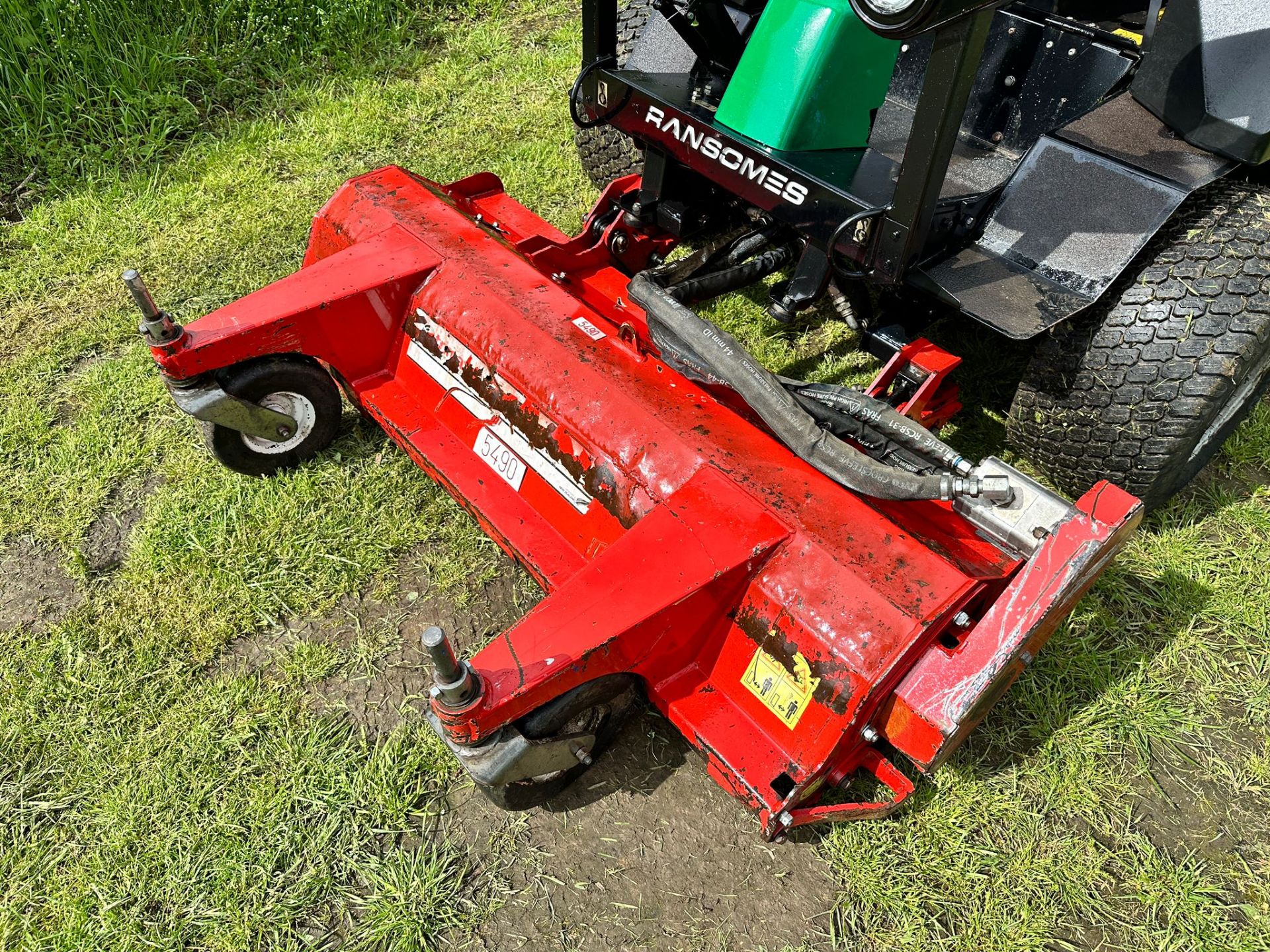 2012 Ransomes HR300 4WD Outfront Ride On Mower With 2015 Trimax 155 Flail Deck *PLUS VAT* - Image 7 of 14