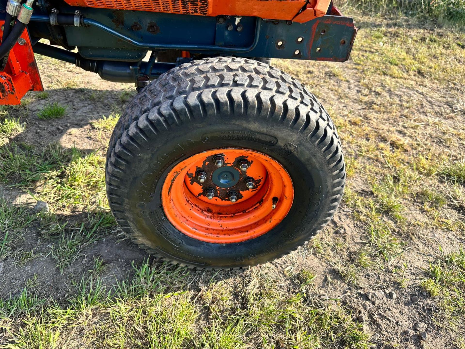 KUBOTA B7200HST 17HP 4WD COMPACT TRACTOR *PLUS VAT* - Image 9 of 14