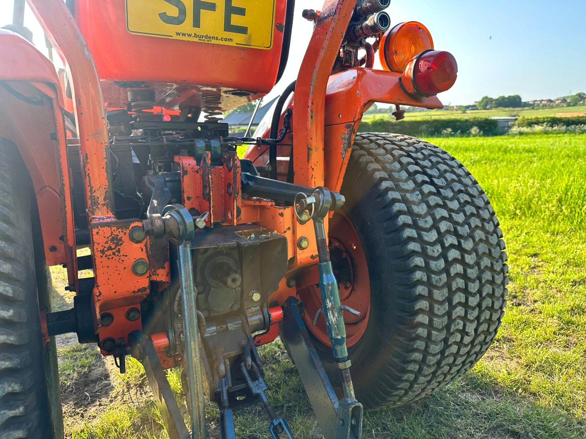 KUBOTA B7200HST 17HP 4WD COMPACT TRACTOR *PLUS VAT* - Image 8 of 14