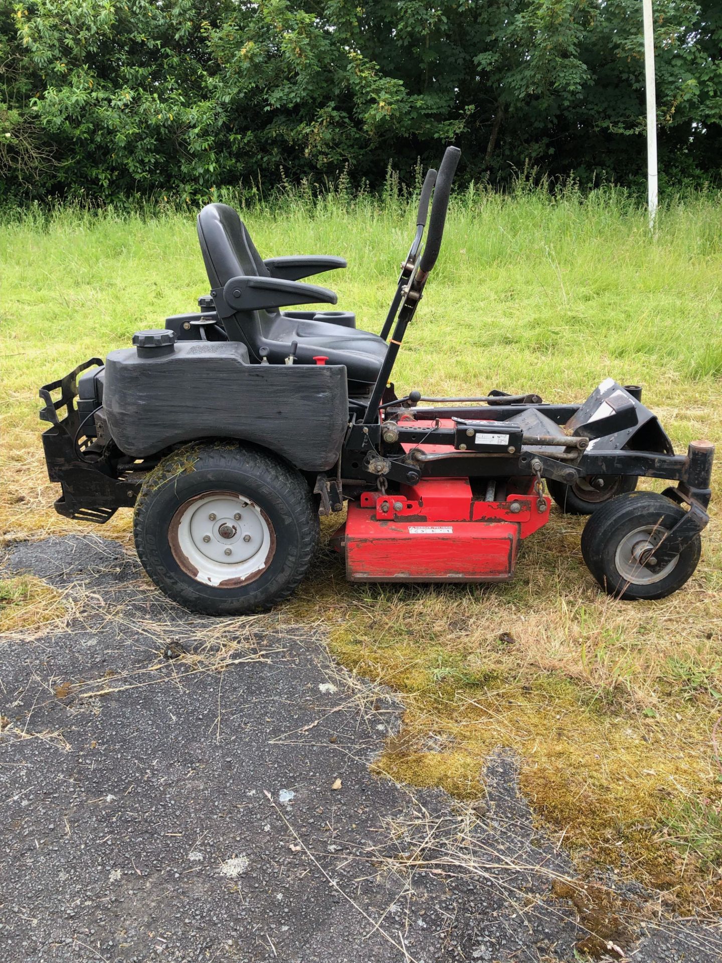 Arien Ride On Lawnmower *PLUS VAT*