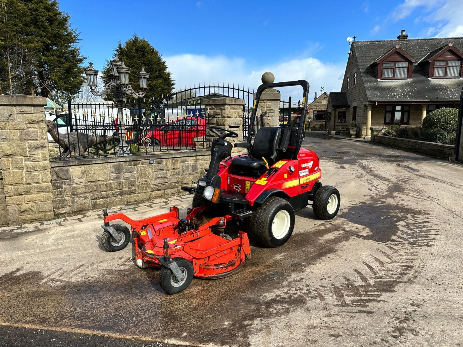 2015 Shibaura CM374 4WD Outfront Ride On Mower With Weidemann 5FT Rotary Deck *PLUS VAT* - Image 5 of 13