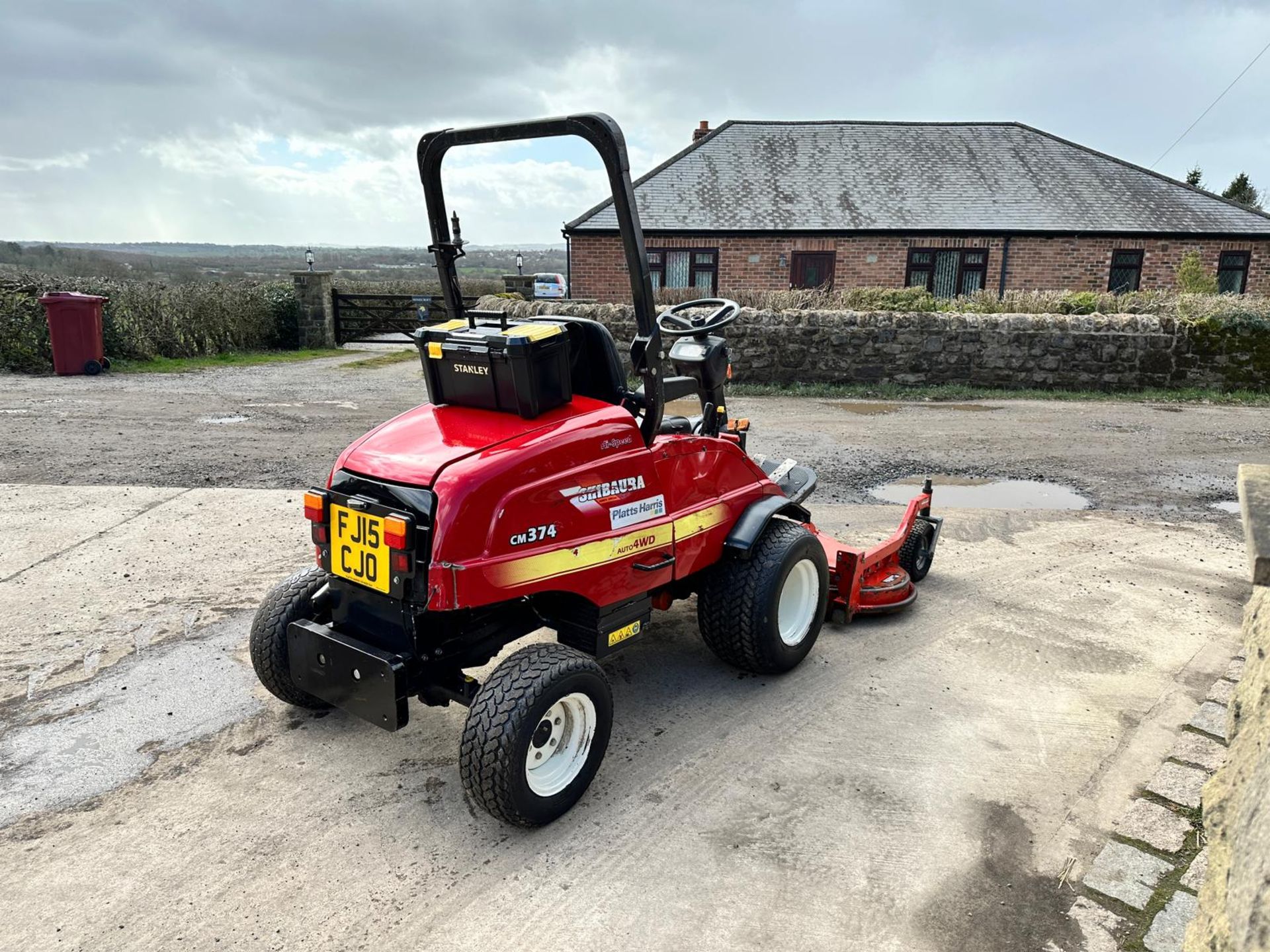 2015 Shibaura CM374 4WD Outfront Ride On Mower With Weidemann 5FT Rotary Deck *PLUS VAT* - Image 4 of 13