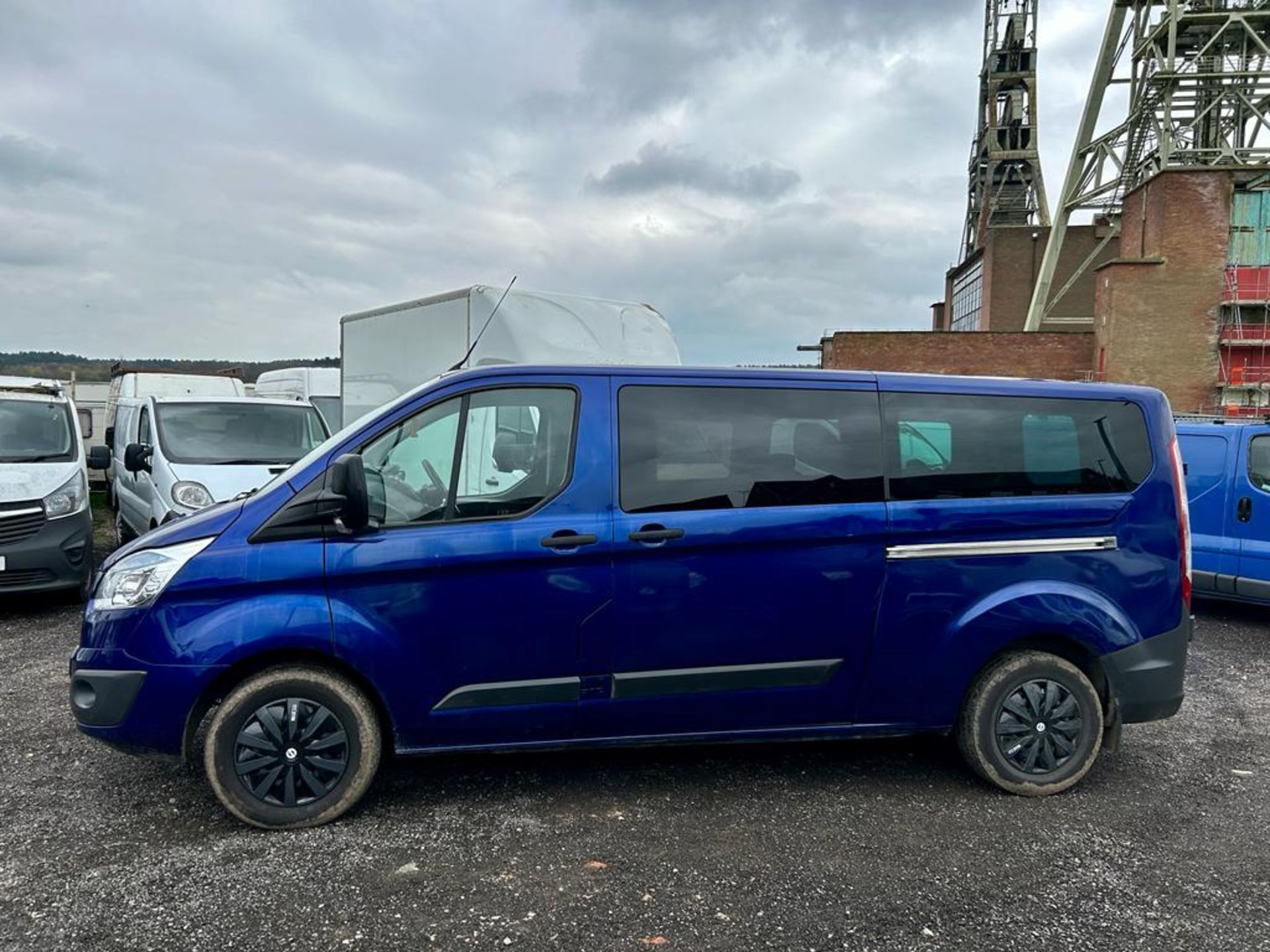 2015 FORD TRANSIT CUSTOM 330 TREND E-TEC BLUE MPV *NO VAT* - Image 8 of 22