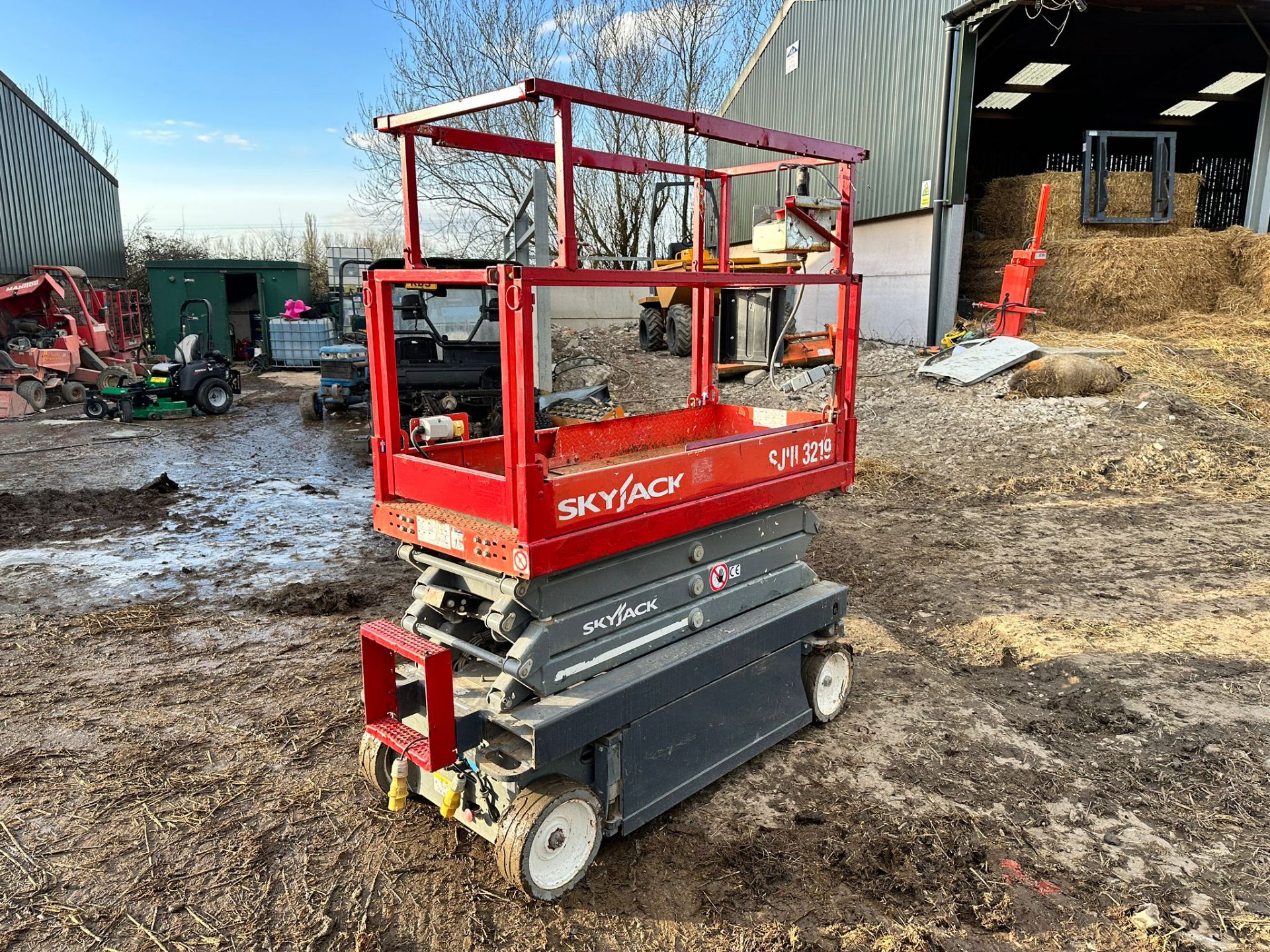 Skyjack SJIII-3219 Scissor Lift *PLUS VAT* - Image 5 of 13