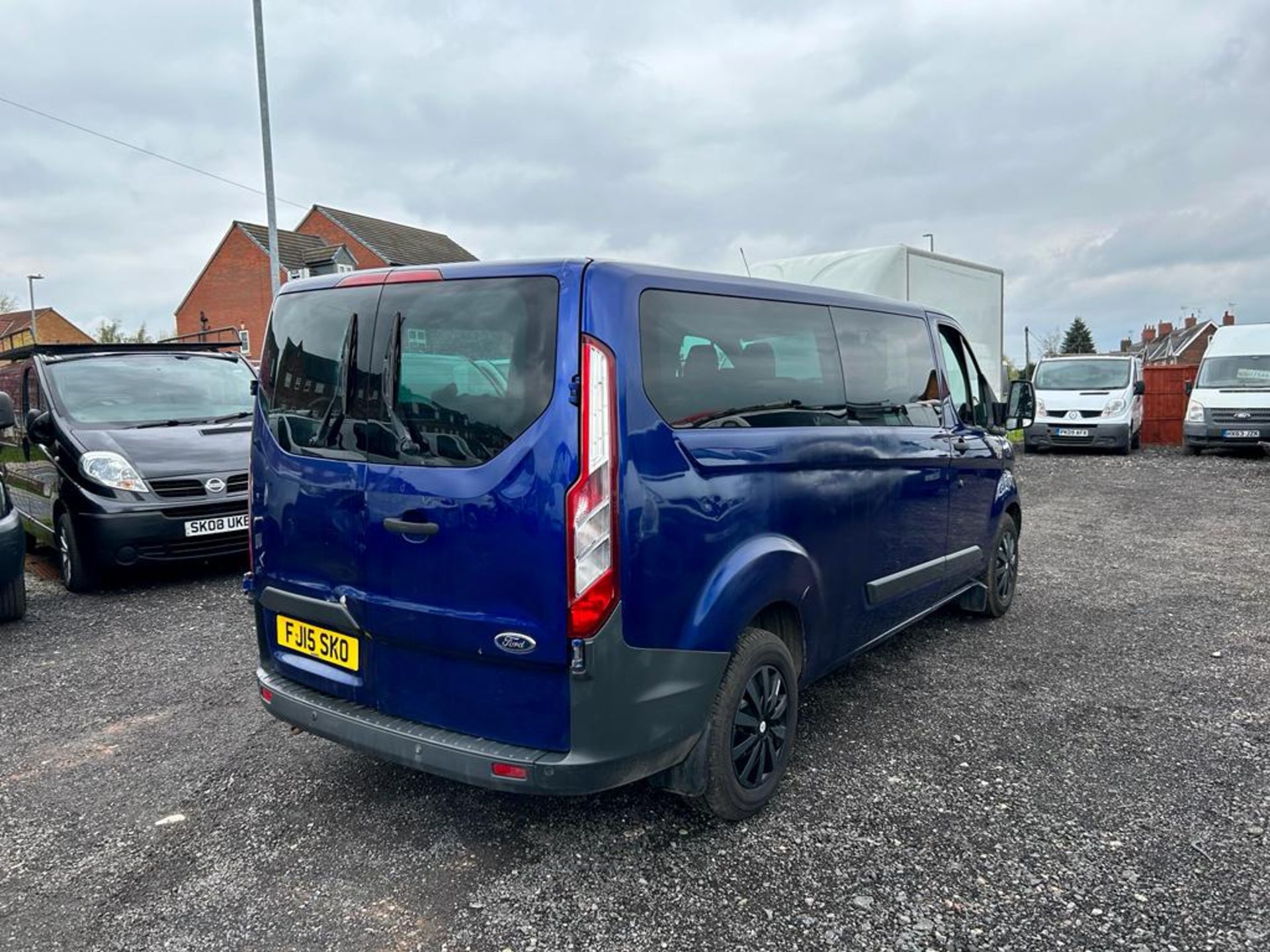 2015 FORD TRANSIT CUSTOM 330 TREND E-TEC BLUE MPV *NO VAT* - Image 4 of 22