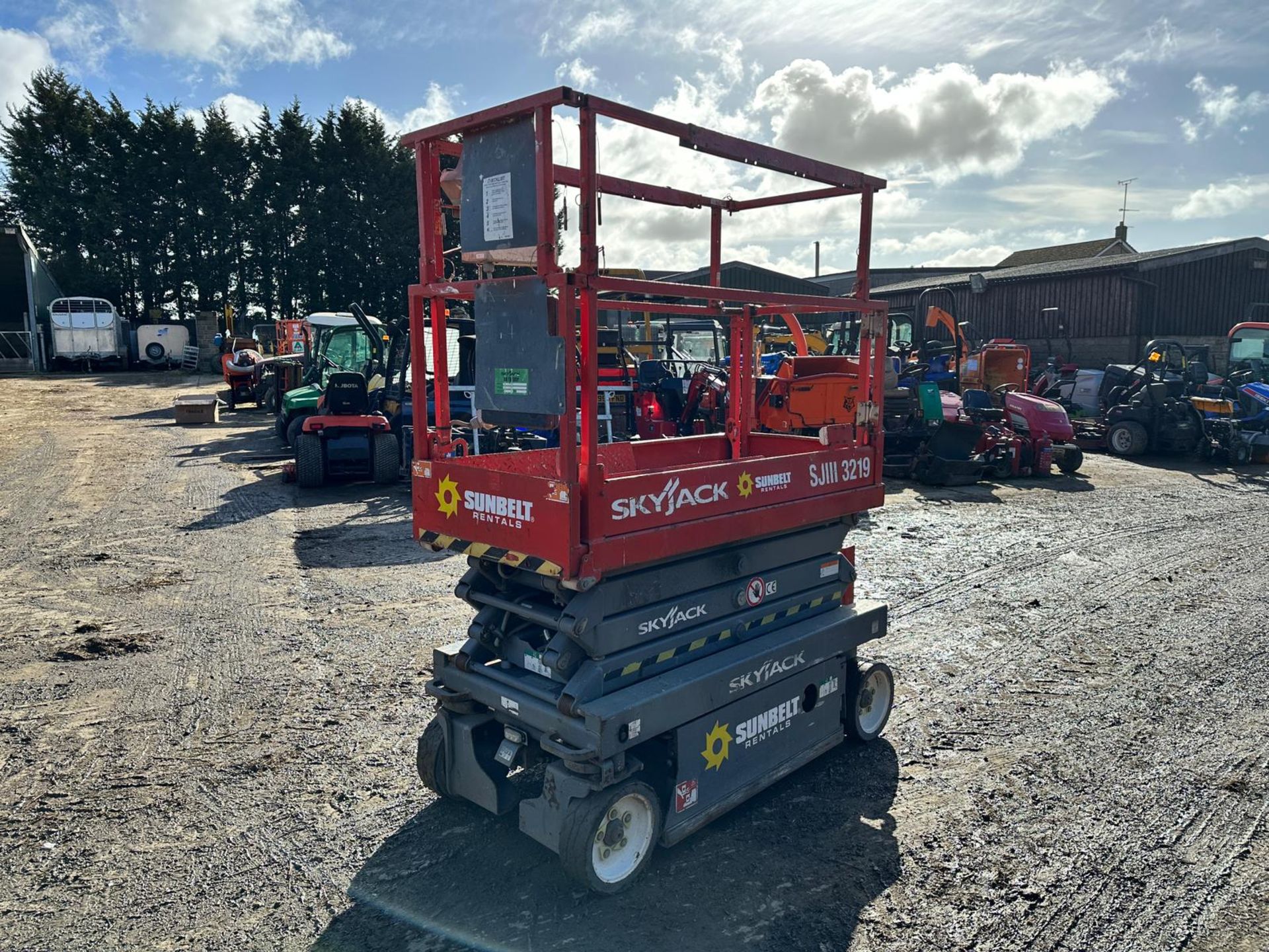 2015 Skyjack SJIII-3219 Scissor Lift *PLUS VAT* - Image 4 of 13