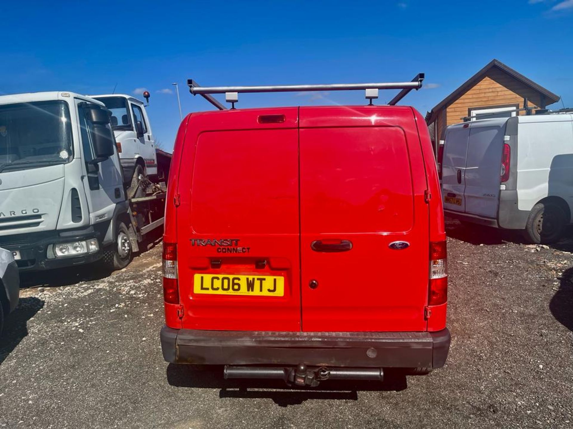 2006 FORD TRAN CONNECT L 200 TD SWB RED PANEL VAN *NO VAT* - Image 5 of 10