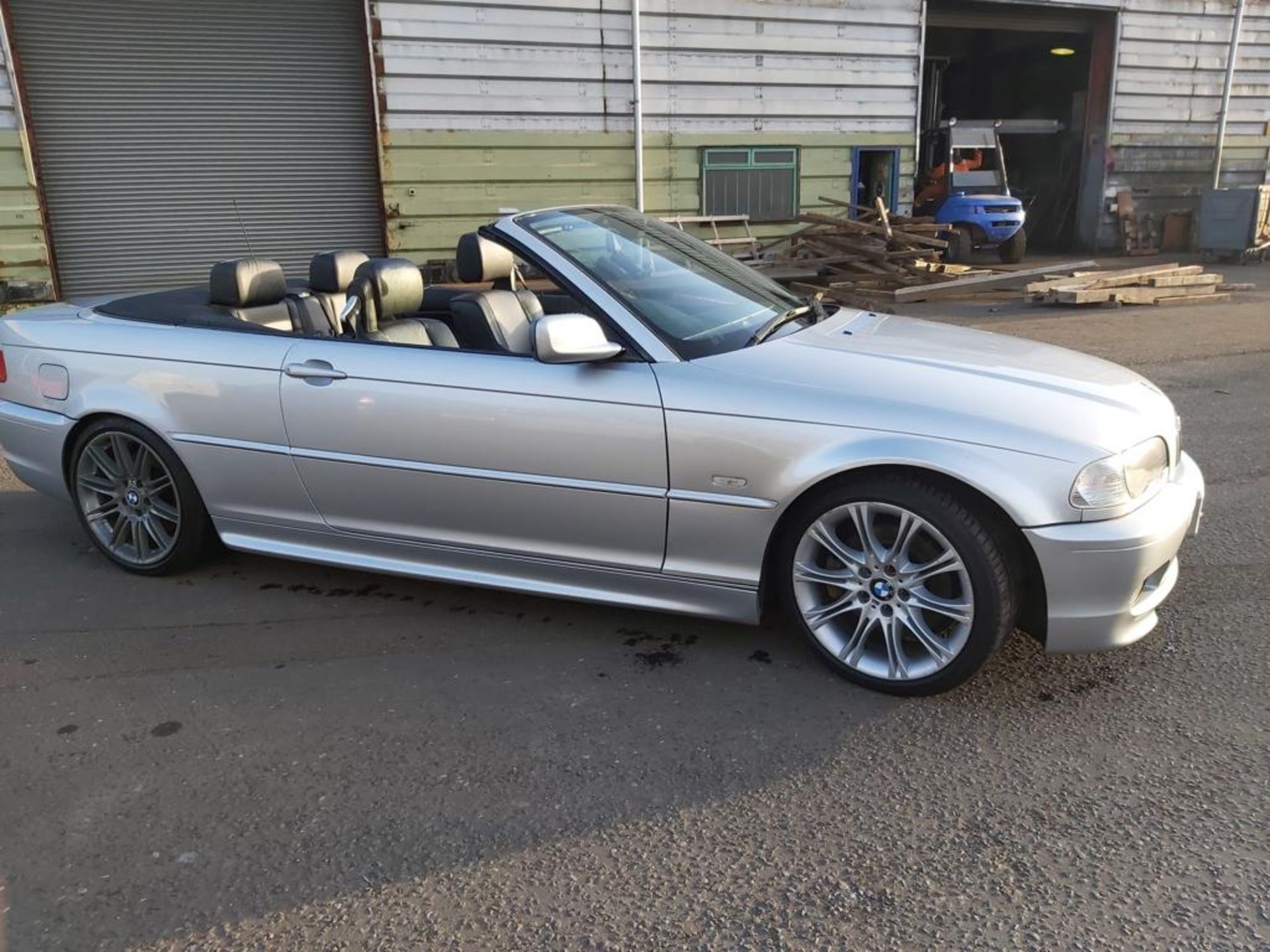 2003 BMW 330CI SILVER CABRIOLET *NO VAT* - Image 2 of 9