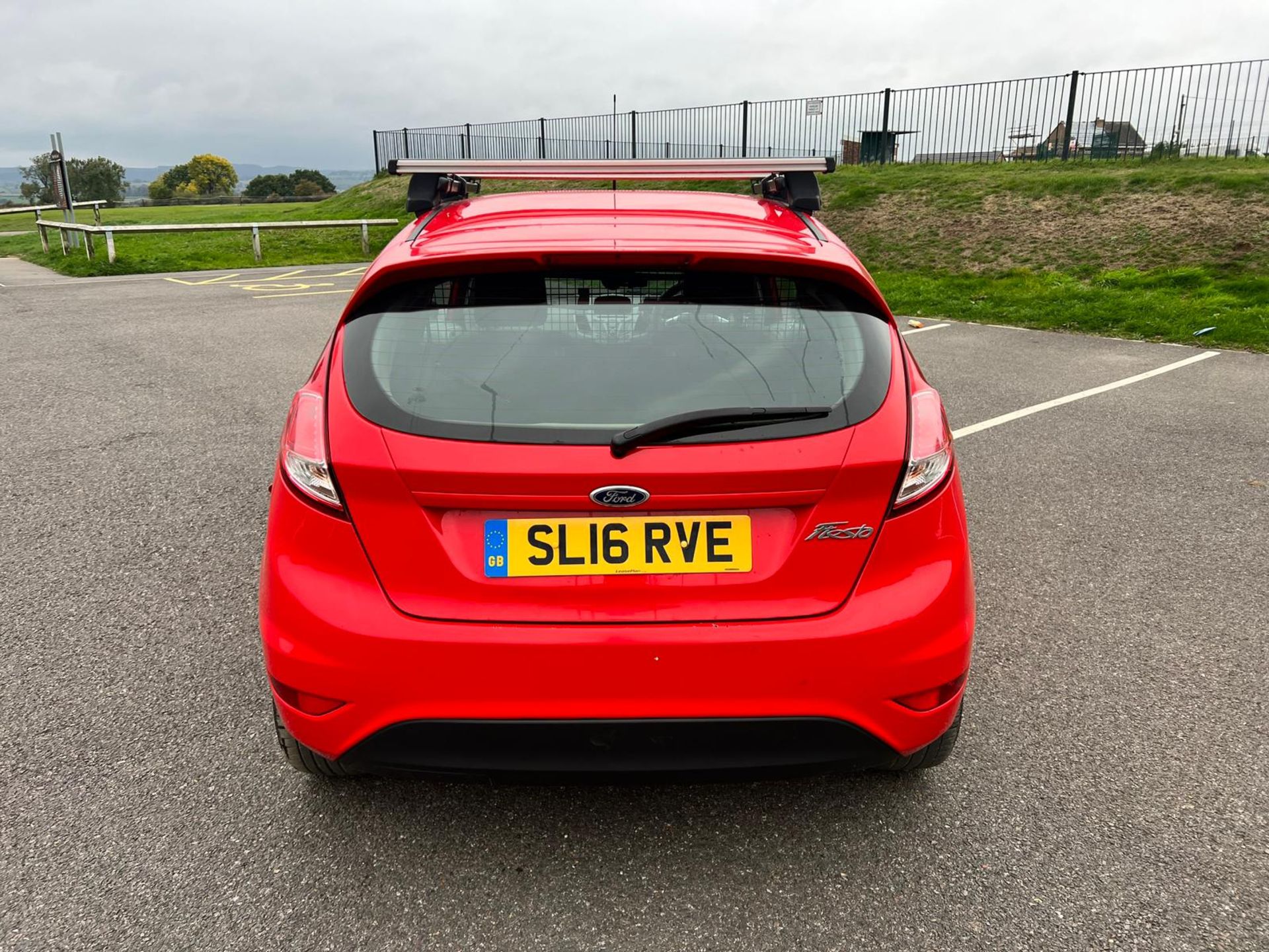 2016 Ford Fiesta 1.5 Diesel TDCI Red Car Derived Panel Van *PLUS VAT* - Image 4 of 29