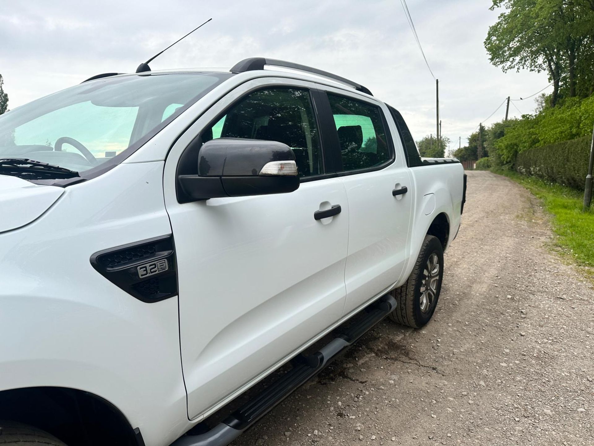 2015 FORD RANGER WILDTRAK 4X4 TDCI AUTOMATIC WHITE PICK UP *PLUS VAT* - Image 3 of 29