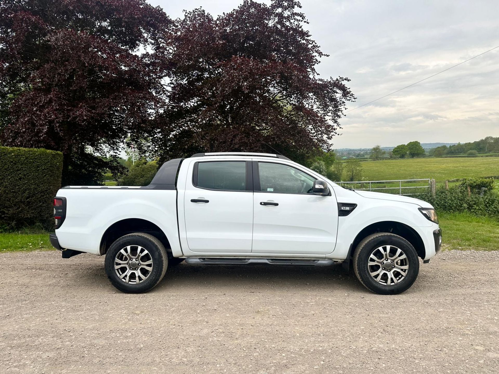 2015 FORD RANGER WILDTRAK 4X4 TDCI AUTOMATIC WHITE PICK UP *PLUS VAT* - Image 6 of 29