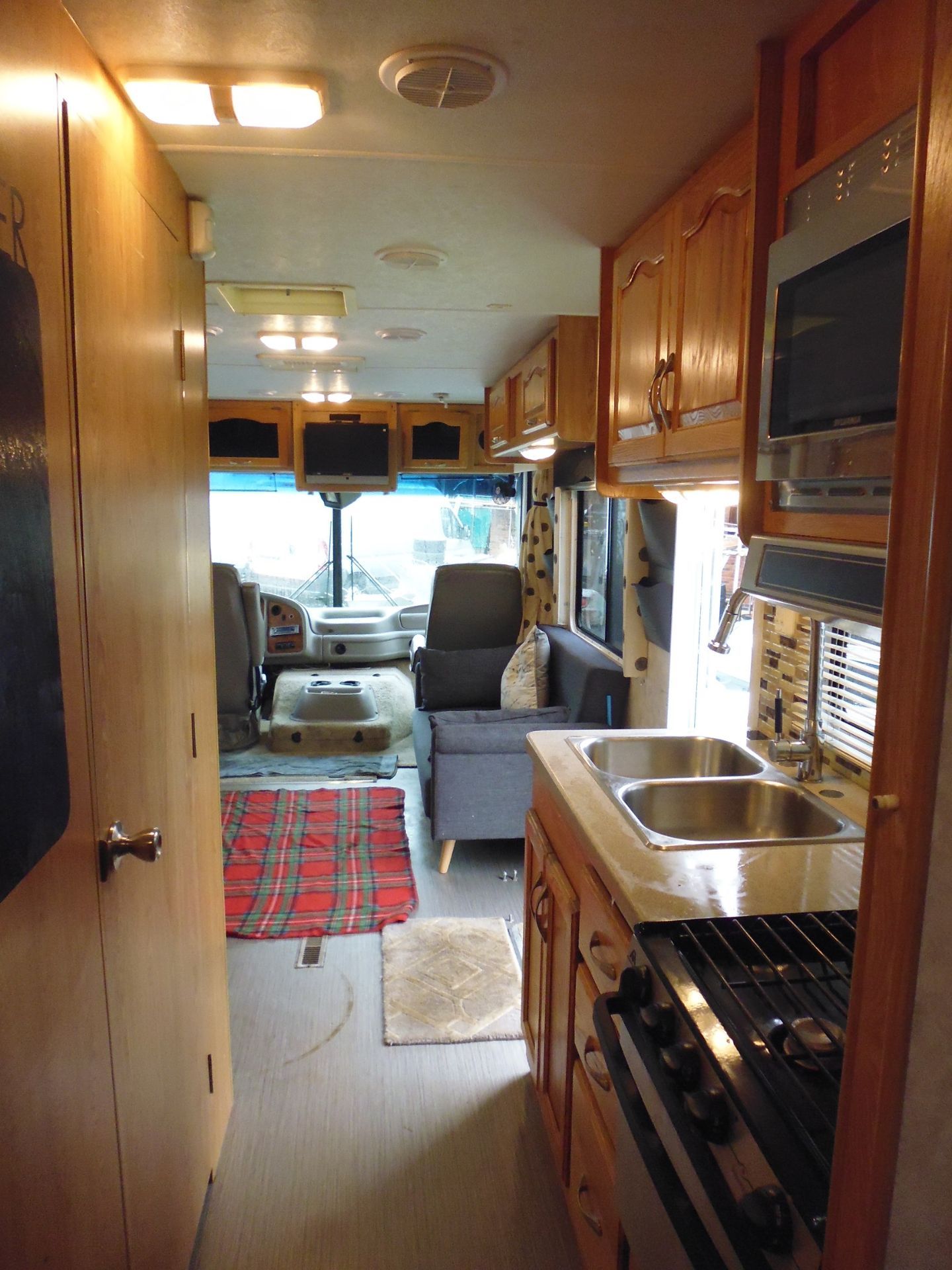 2003 R-VISION CONDOR 28' Twin Slide, 6 berth American Motorhome *NO VAT* - Image 14 of 20