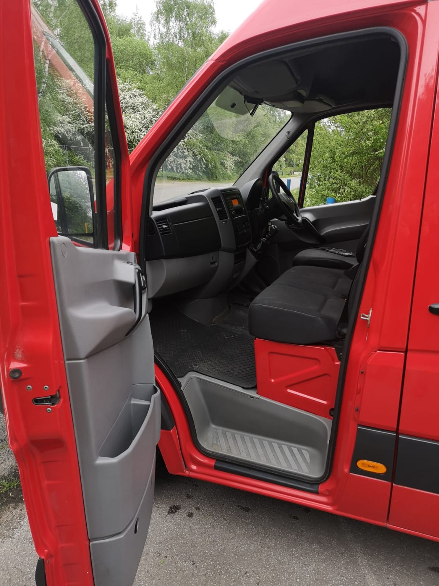 2013 MERCEDES-BENZ SPRINTER 310 CDI RED PANEL VAN *NO VAT* - Image 11 of 14