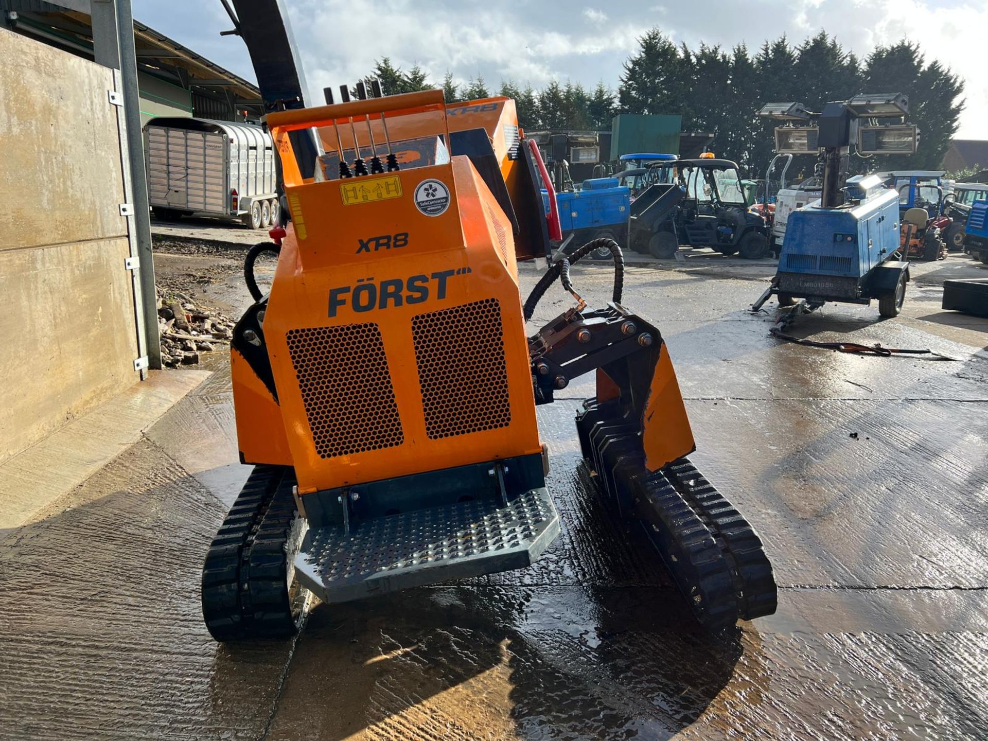 2015 Forst XR8D Traxion 8Ó Hydraulic Lift Diesel Wood Chipper With Winch *PLUS VAT* - Image 25 of 26