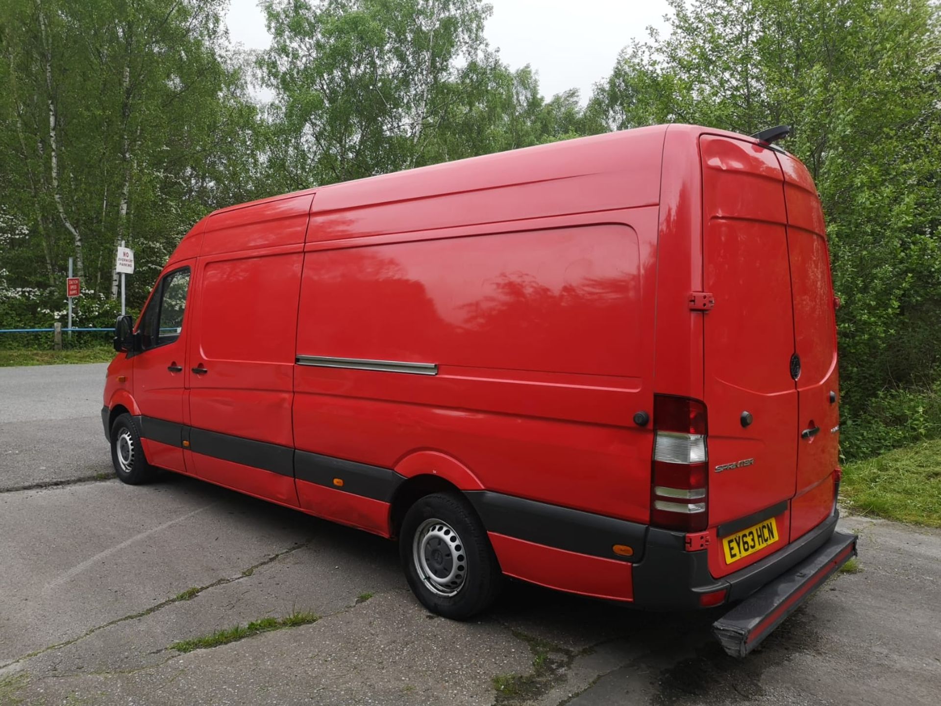 2013 MERCEDES-BENZ SPRINTER 310 CDI RED PANEL VAN *NO VAT* - Image 2 of 14