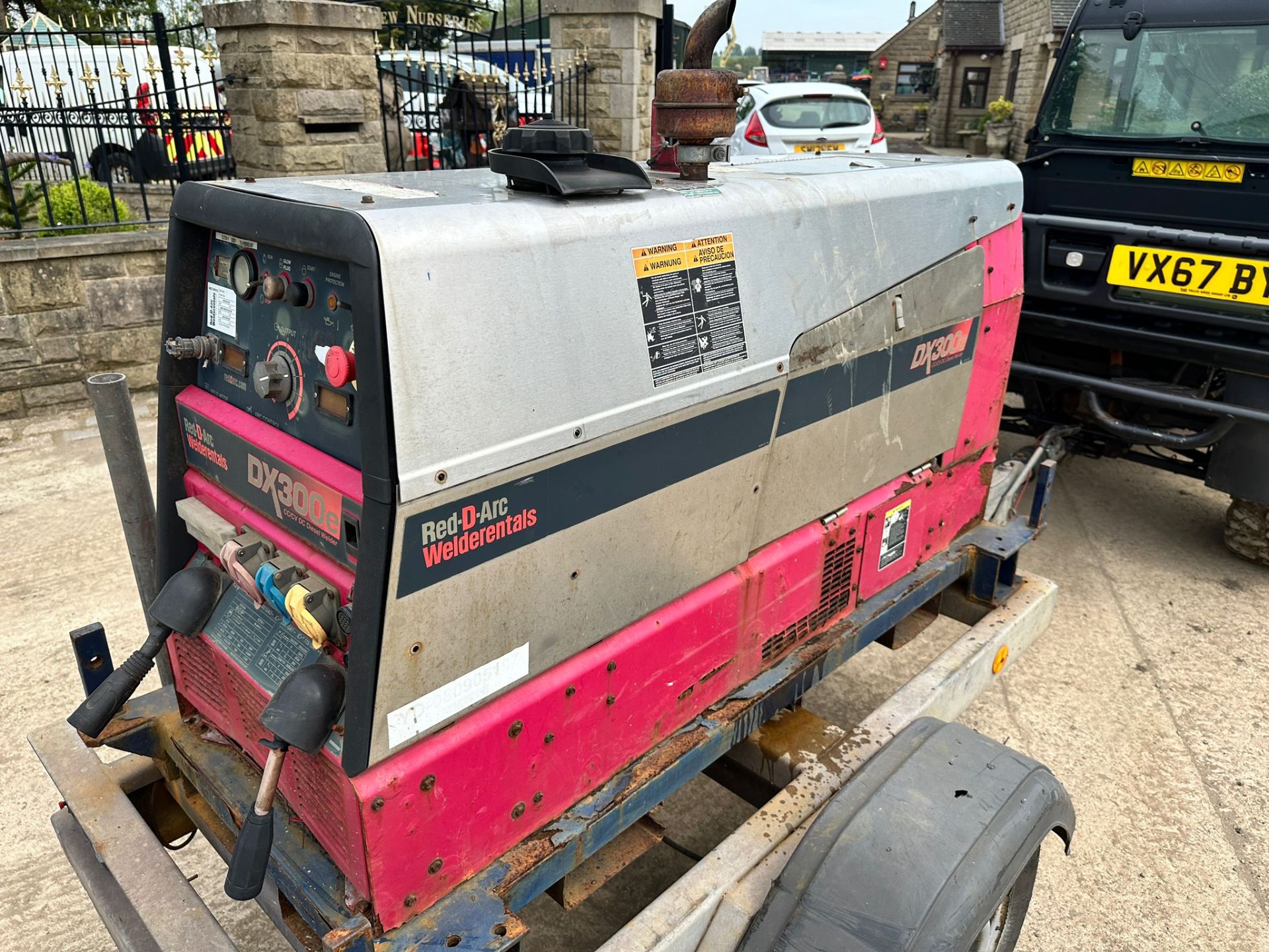 RED-A-ARC DX300E BY LINCOLN ELECTRIC 10KVA TOWBEHIND DIESEL WELDER GENERATOR *PLUS VAT* - Image 13 of 19