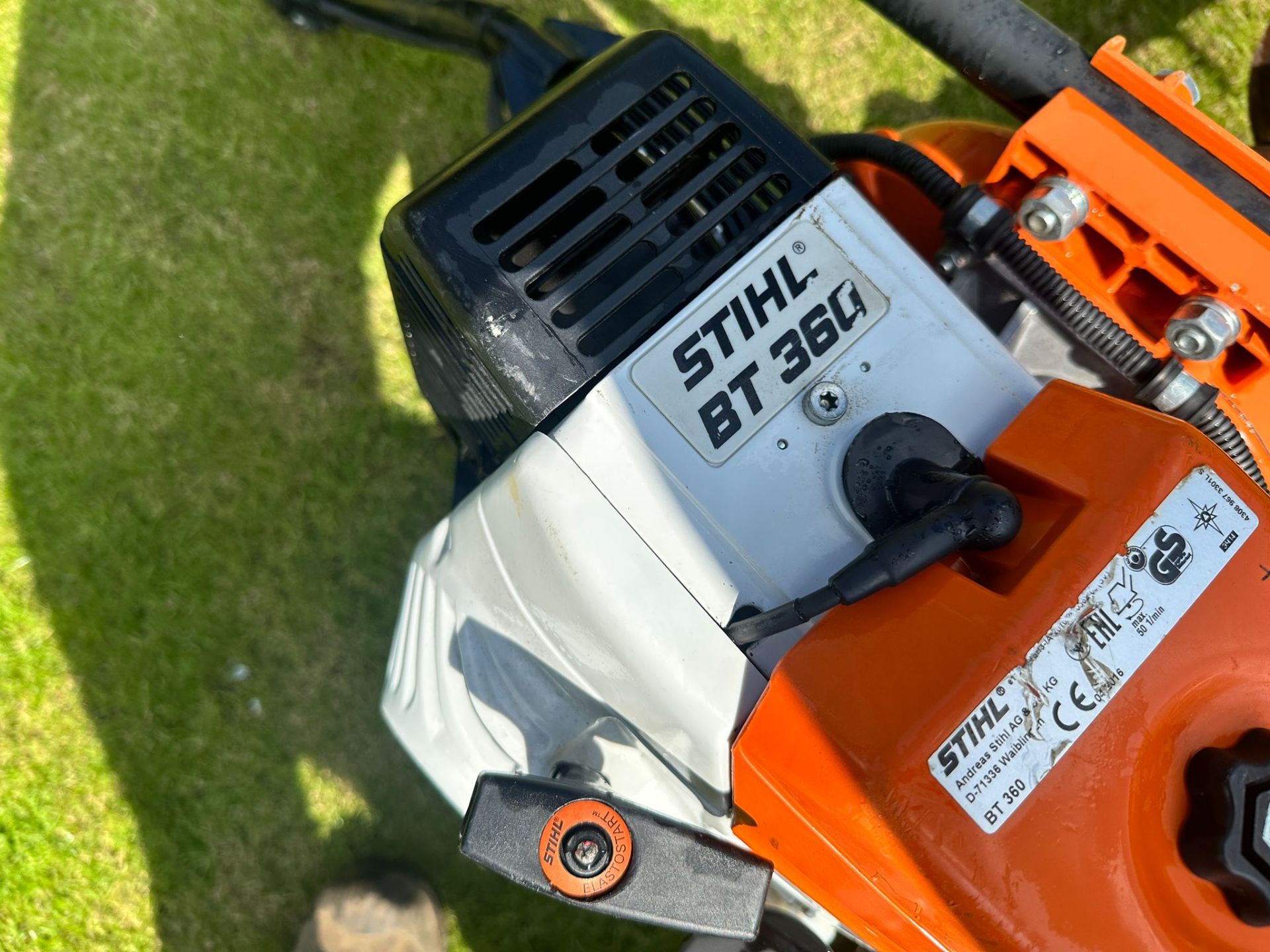 2016 STIHL BT360 PETROL POSTHOLE BORER WITH AUGER *PLUS VAT* - Image 8 of 11