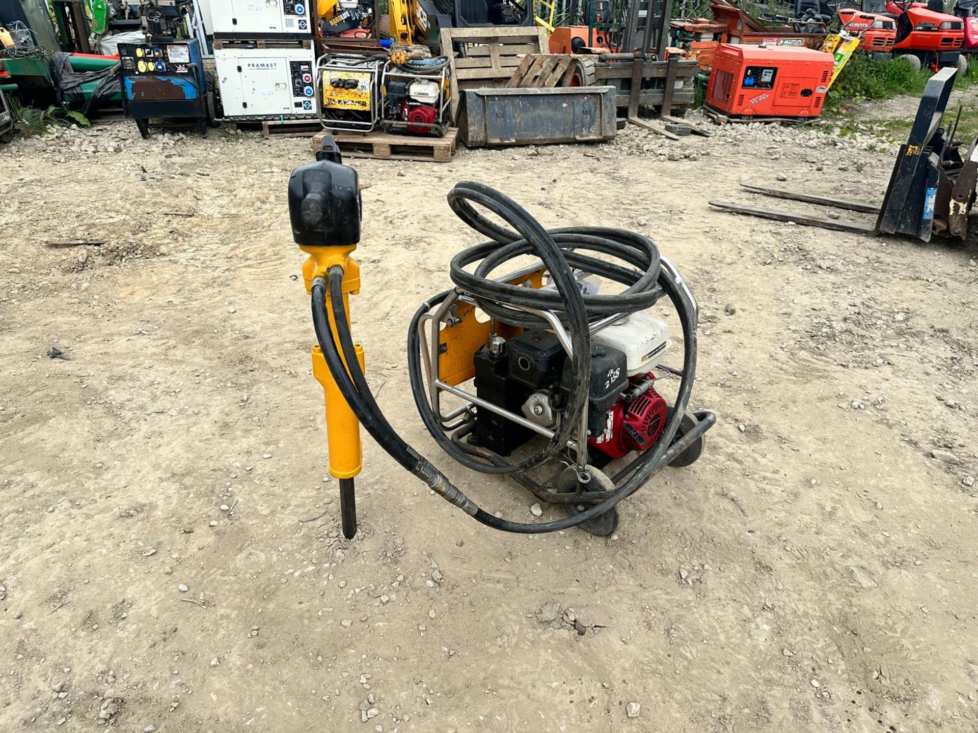 2017 JCB HYDRAULIC POWER PACK WITH HOSES AND BREAKER *PLUS VAT* - Image 4 of 12
