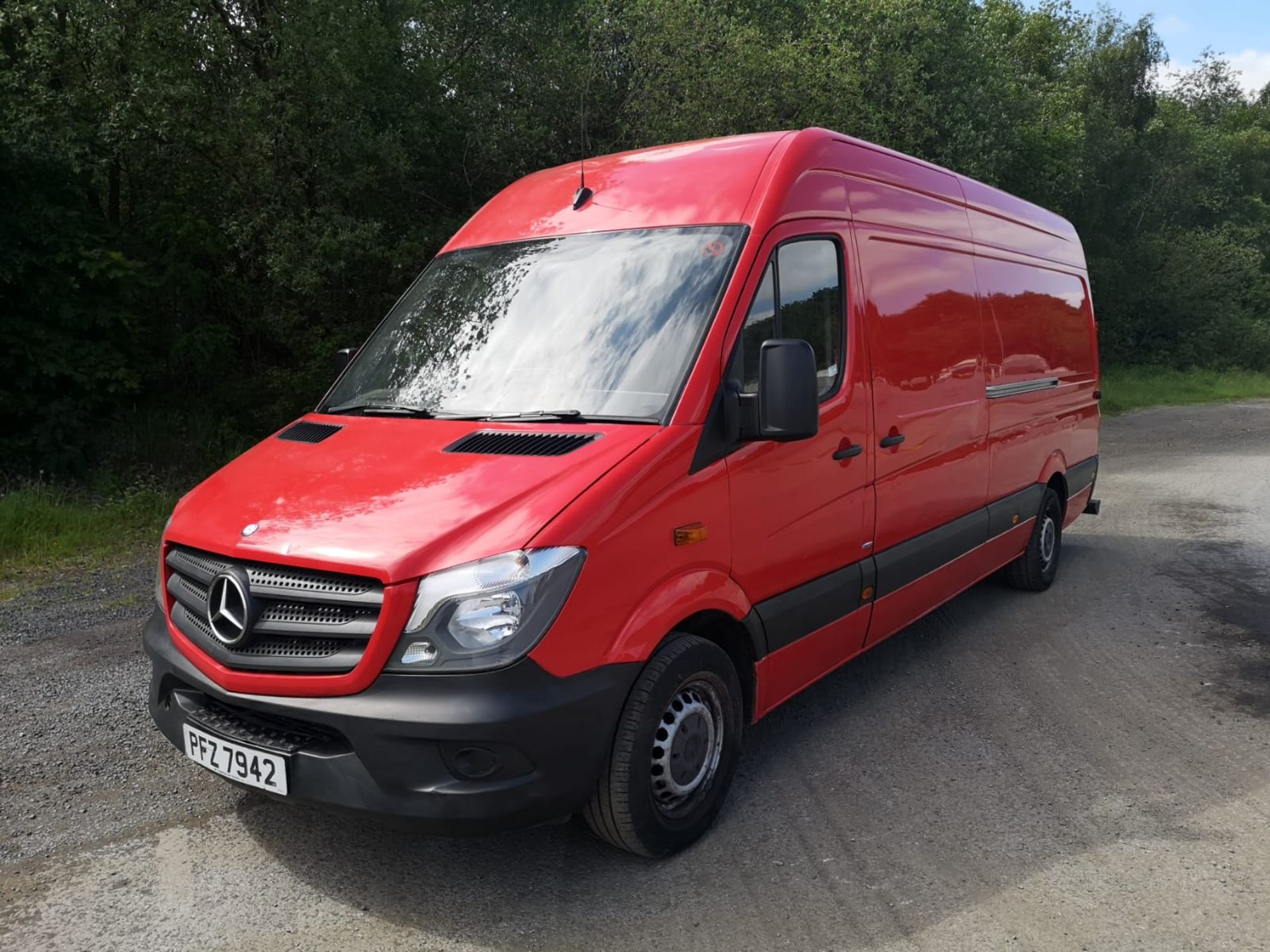 2013 MERCEDES-BENZ SPRINTER 310 CDI 2.2 DIESEL PANEL VAN, SHOWING 0 FORMER KEEPERS *NO VAT* - Image 2 of 14