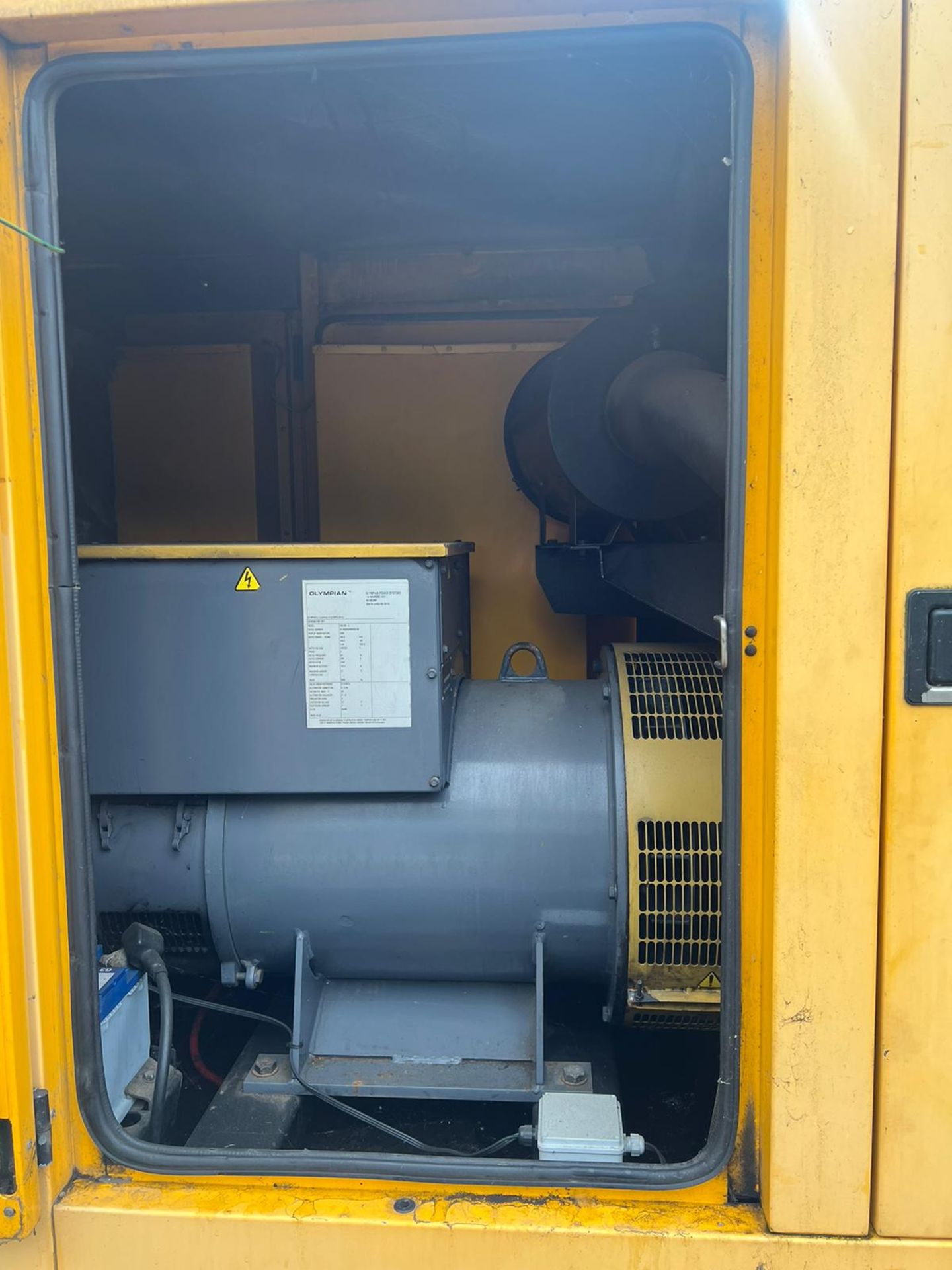 CATERPILLAR OLYMPIAN GENERATOR PERKINS DIESEL ENGINE 200 KVA *PLUS VAT* - Image 6 of 10