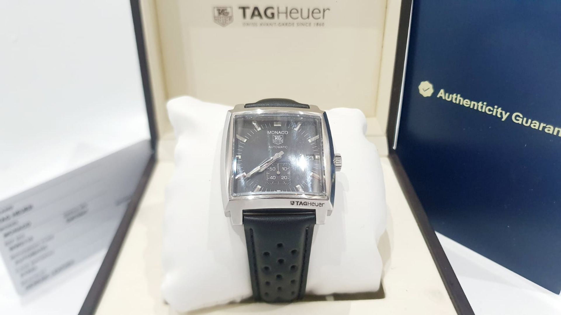 TAG HEUER MONACO CALIBRE 6 AUTOMATIC MENS BLACK WATCH WITH BOX & GUARANTEE CARD NO VAT