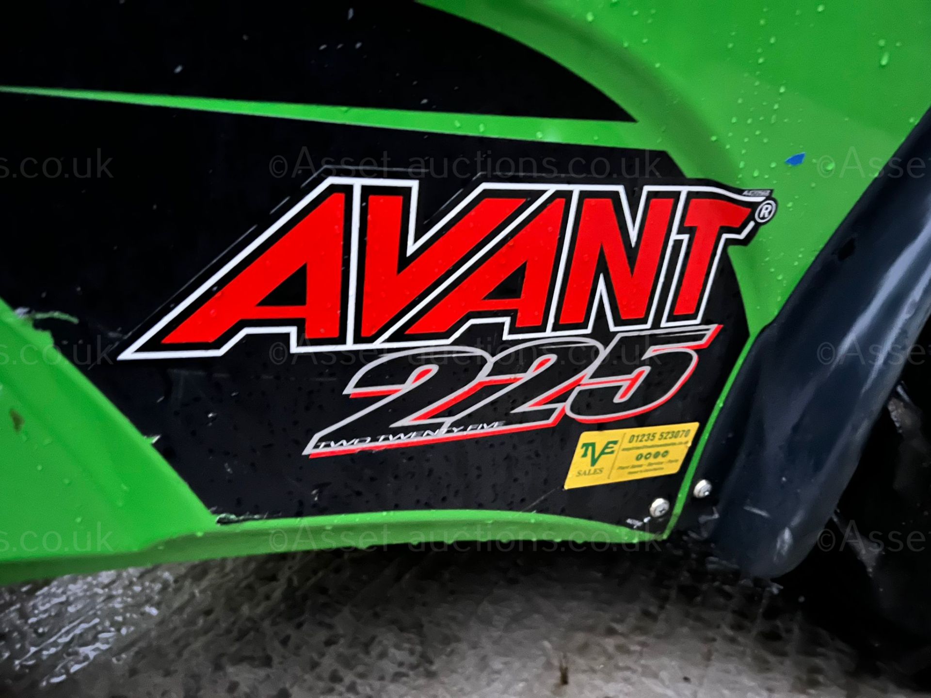 2020 AVANT 225 MULTI FUNCTIONAL LOADER, RUNS DRIVES AND LIFTS, SHOWING A LOW AND GENUINE 135 HOURS - Image 9 of 9