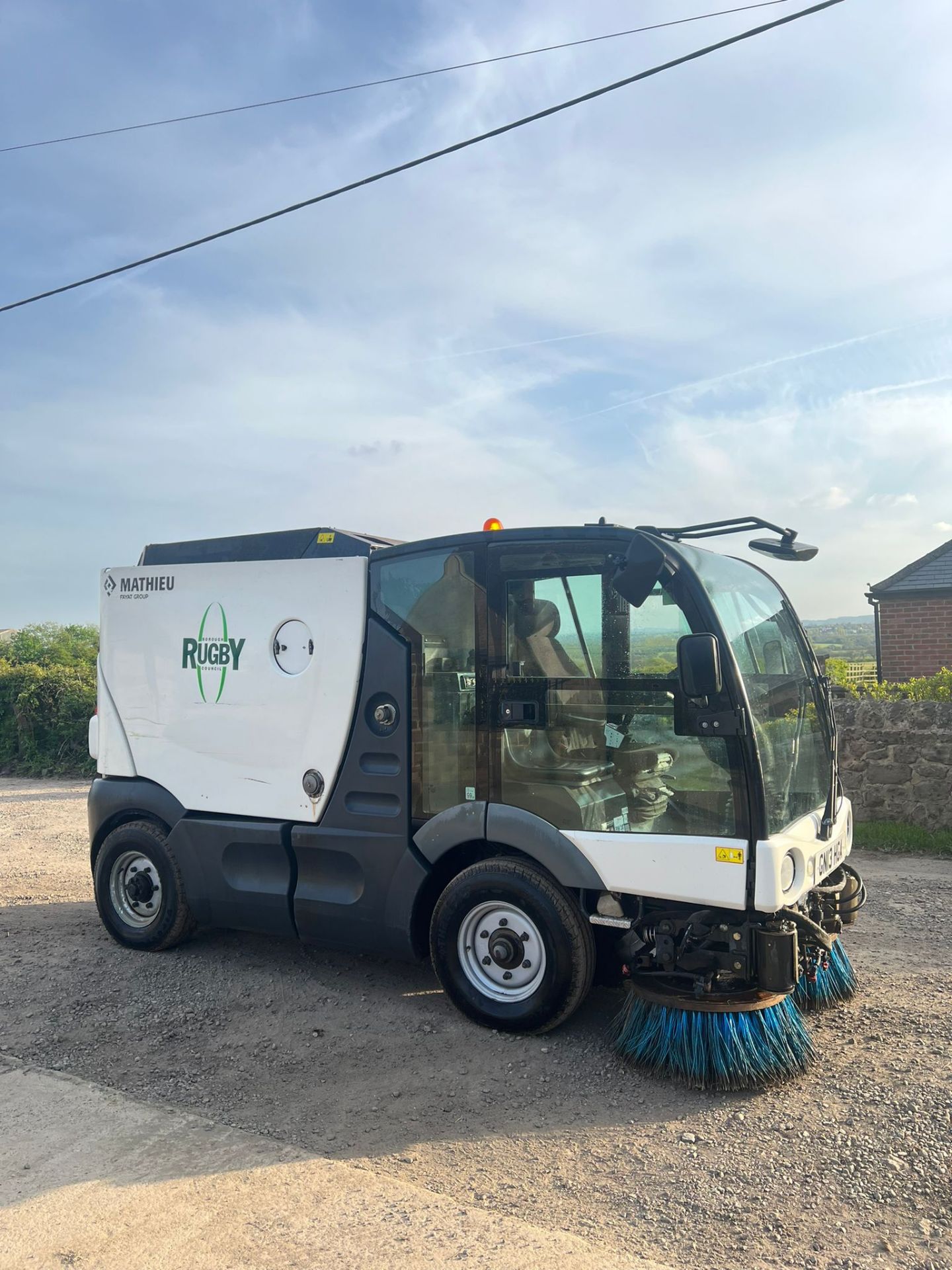 2013 Mathieu Azurs 200 Compact Sweeper Road Sweeper *PLUS VAT* - Image 4 of 15