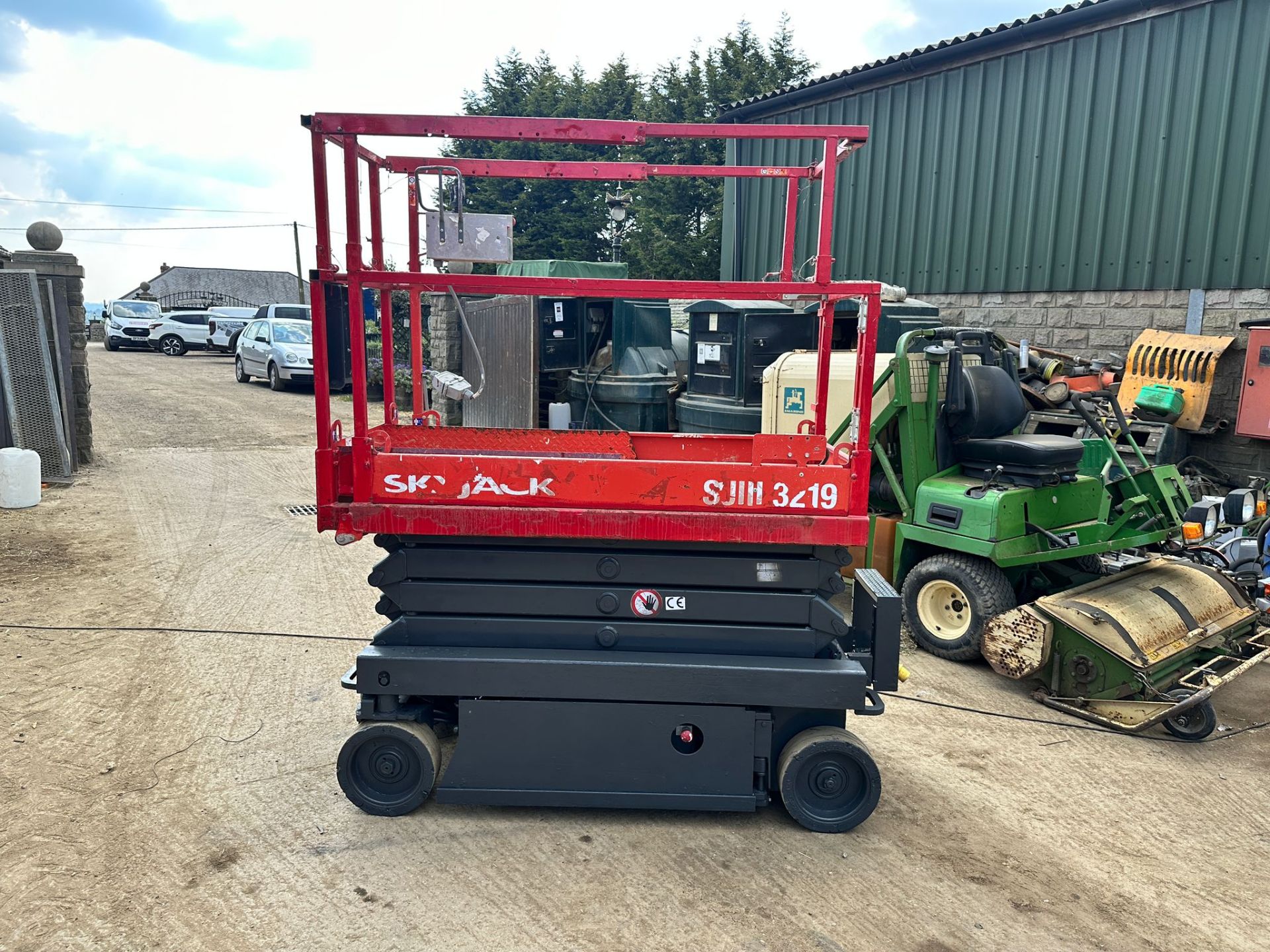 2018 SKYJACK SJIII-3219 ELECTRIC SCISSOR LIFT *PLUS VAT* - Image 2 of 12