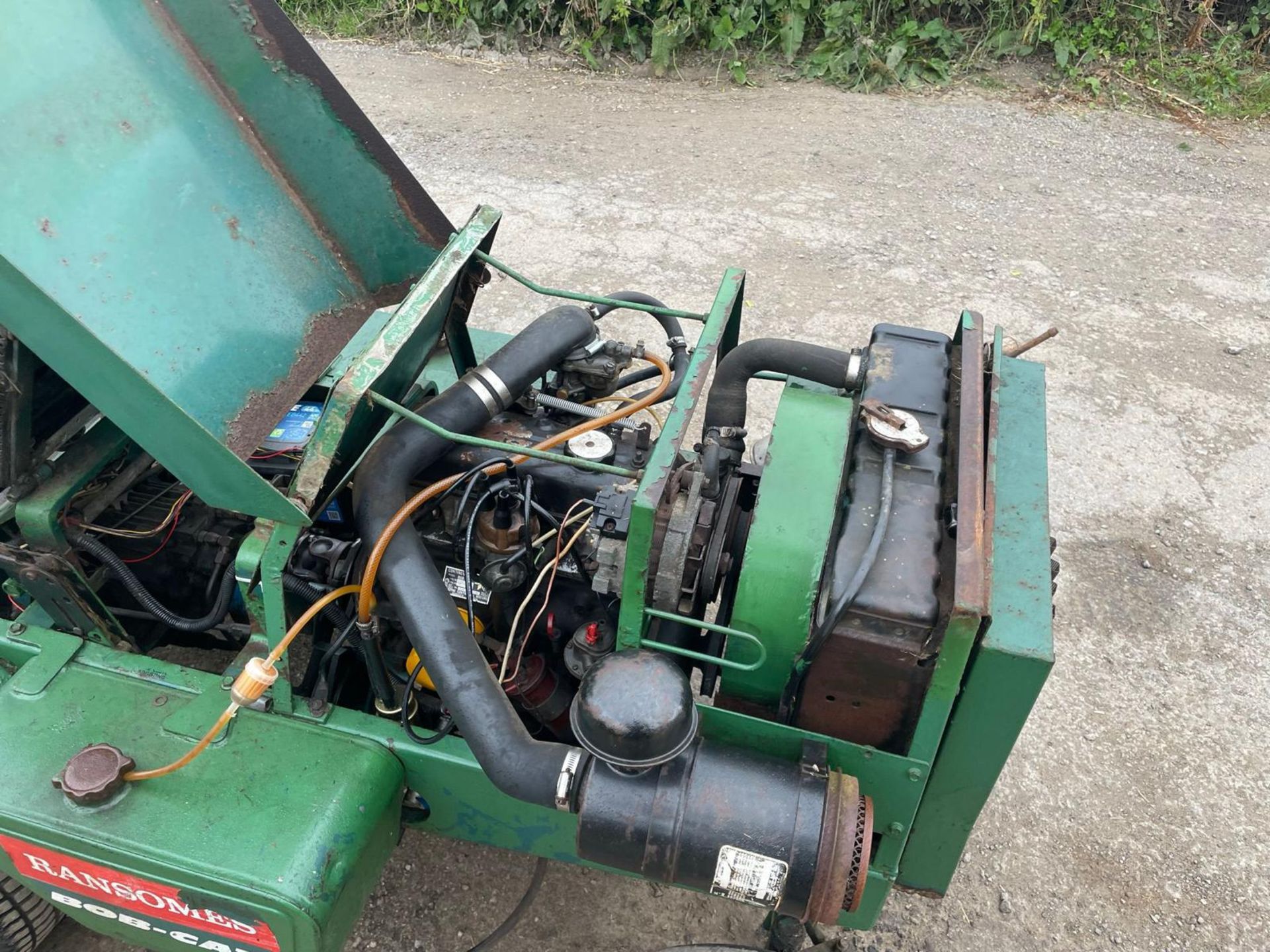 RANSOMES BOBCAT OUTFRONT RIDE ON MOWER *NO VAT* - Image 8 of 9