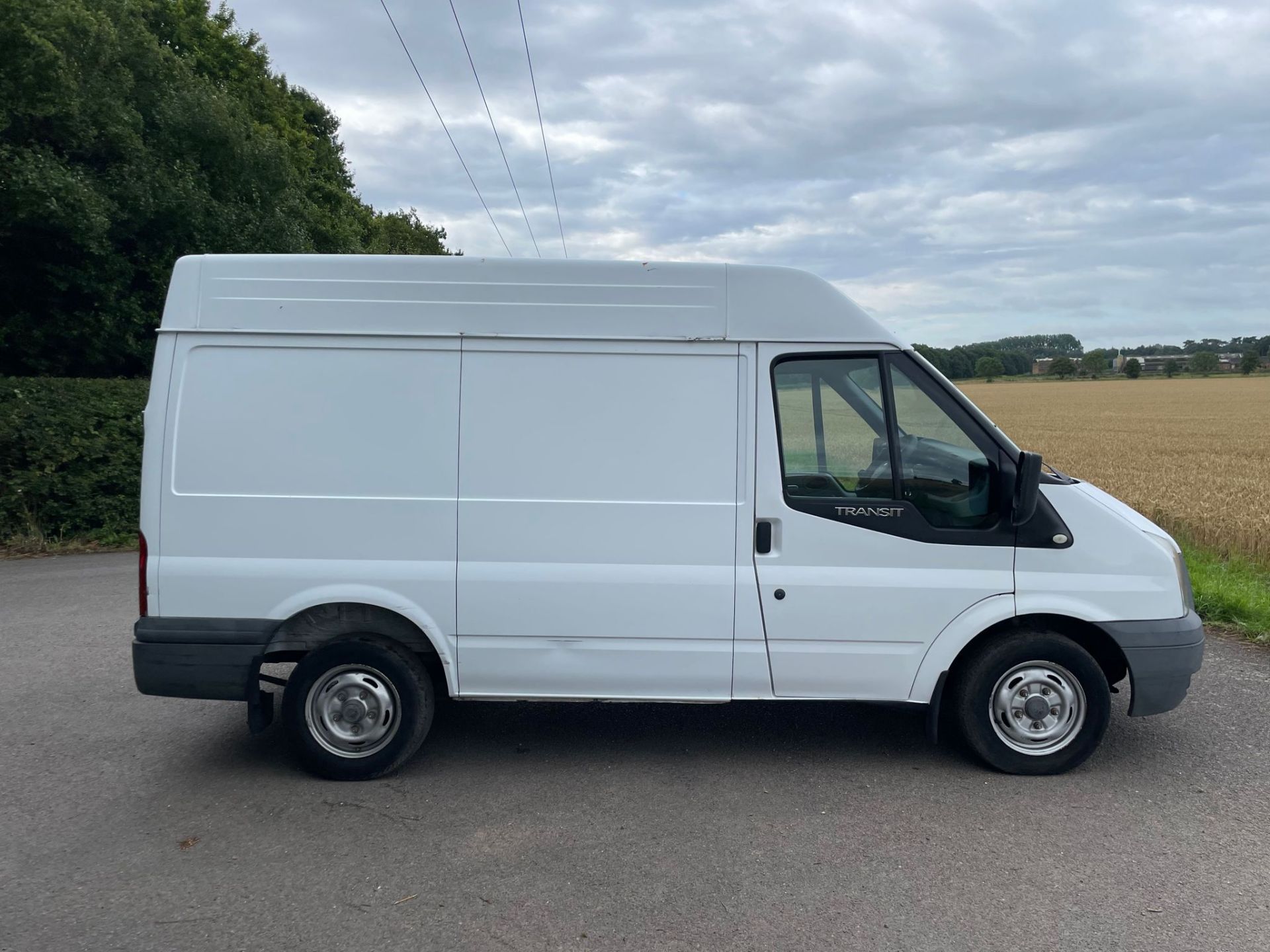 2010 FORD TRANSIT 85 T280M FWD WHITE PANEL VAN *PLUS VAT* - Image 9 of 13