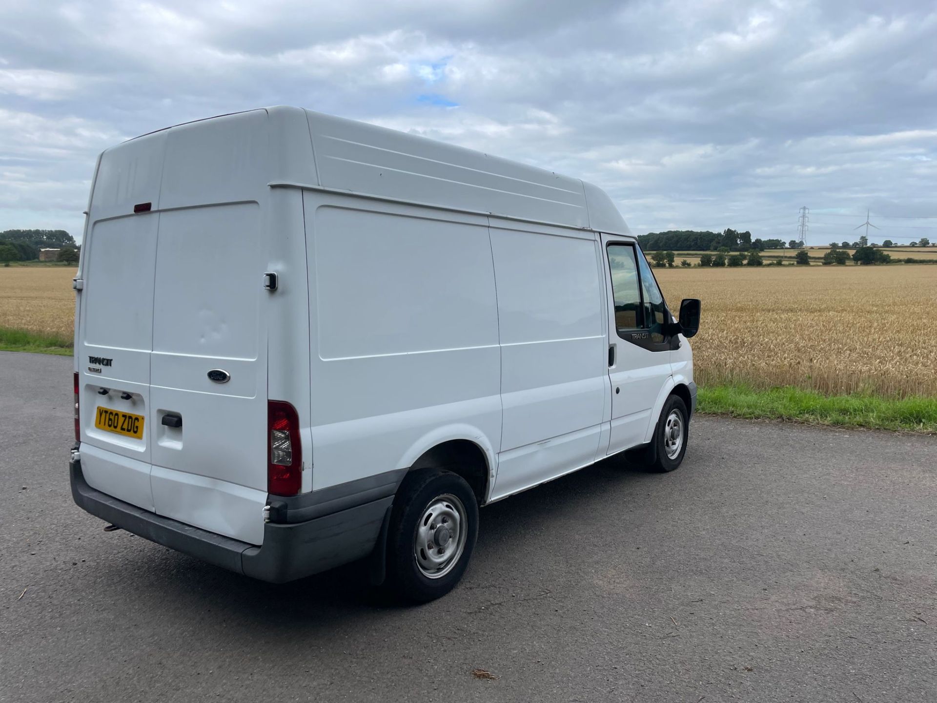 2010 FORD TRANSIT 85 T280M FWD WHITE PANEL VAN *PLUS VAT* - Image 8 of 13