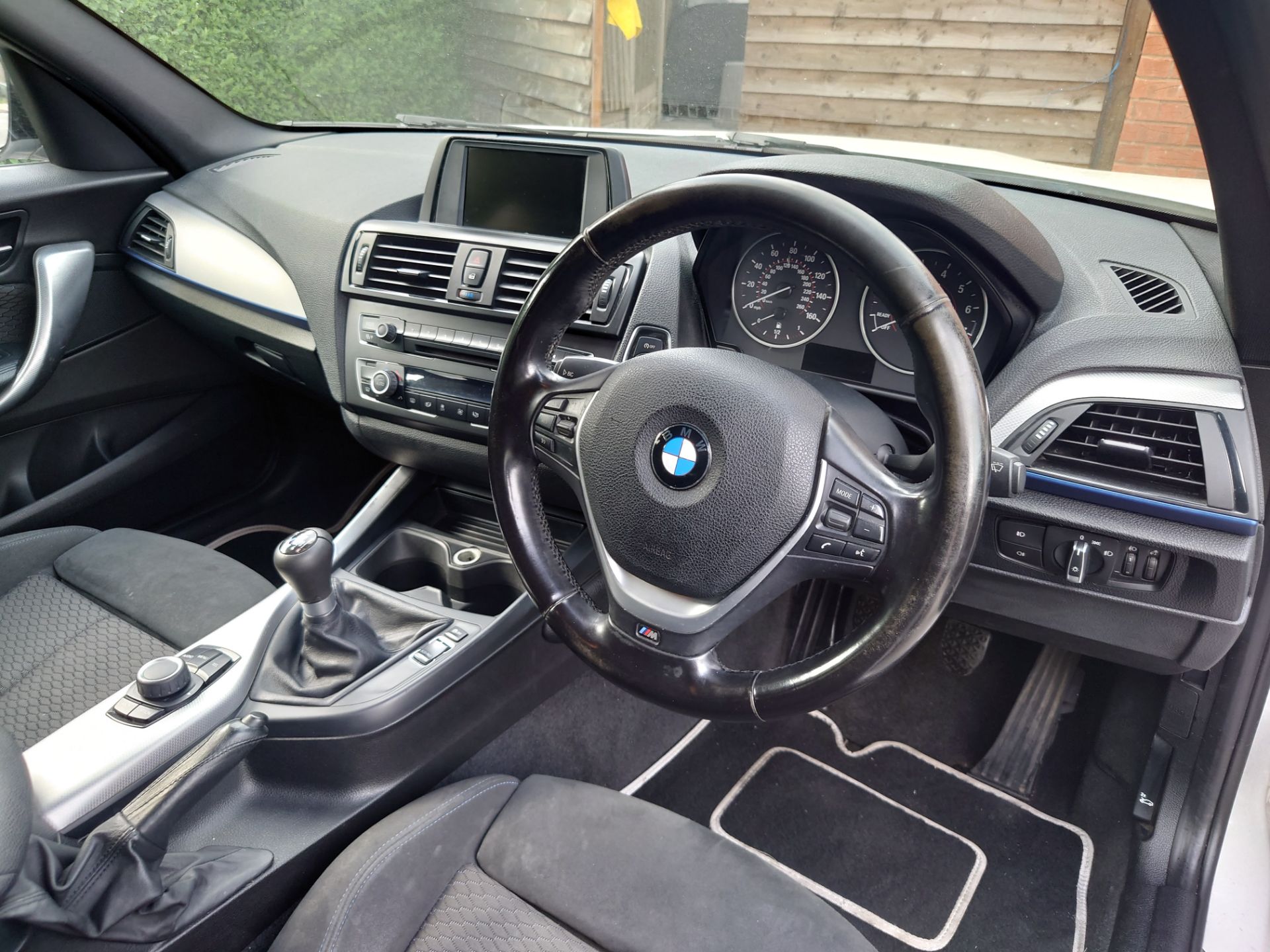 2013 BMW 116I M SPORT TURBO WHITE HATCHBACK *NO VAT* - Image 6 of 7