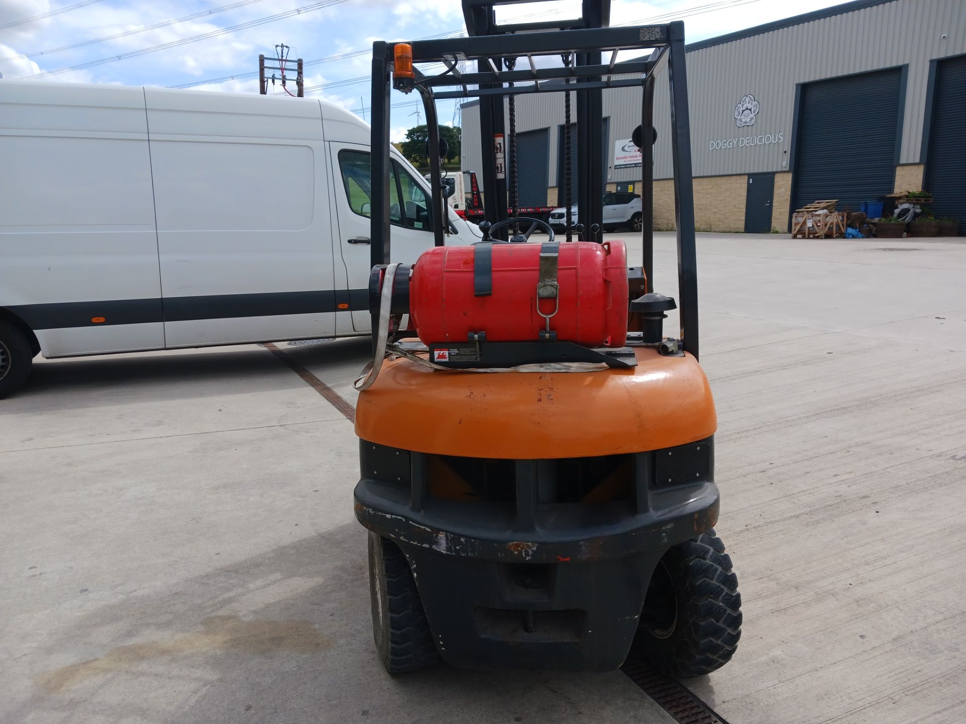 2012 Samsung SF 25 L LPG 2.5 Tonne Fork Lift Truck *NO VAT* - Image 3 of 7