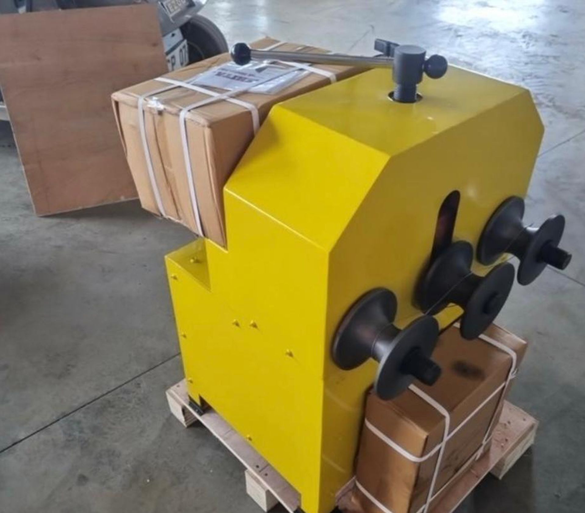 NEW/UNUSED HYDRAULIC PIPE BENDING MACHINE *PLUS VAT* - Image 2 of 9