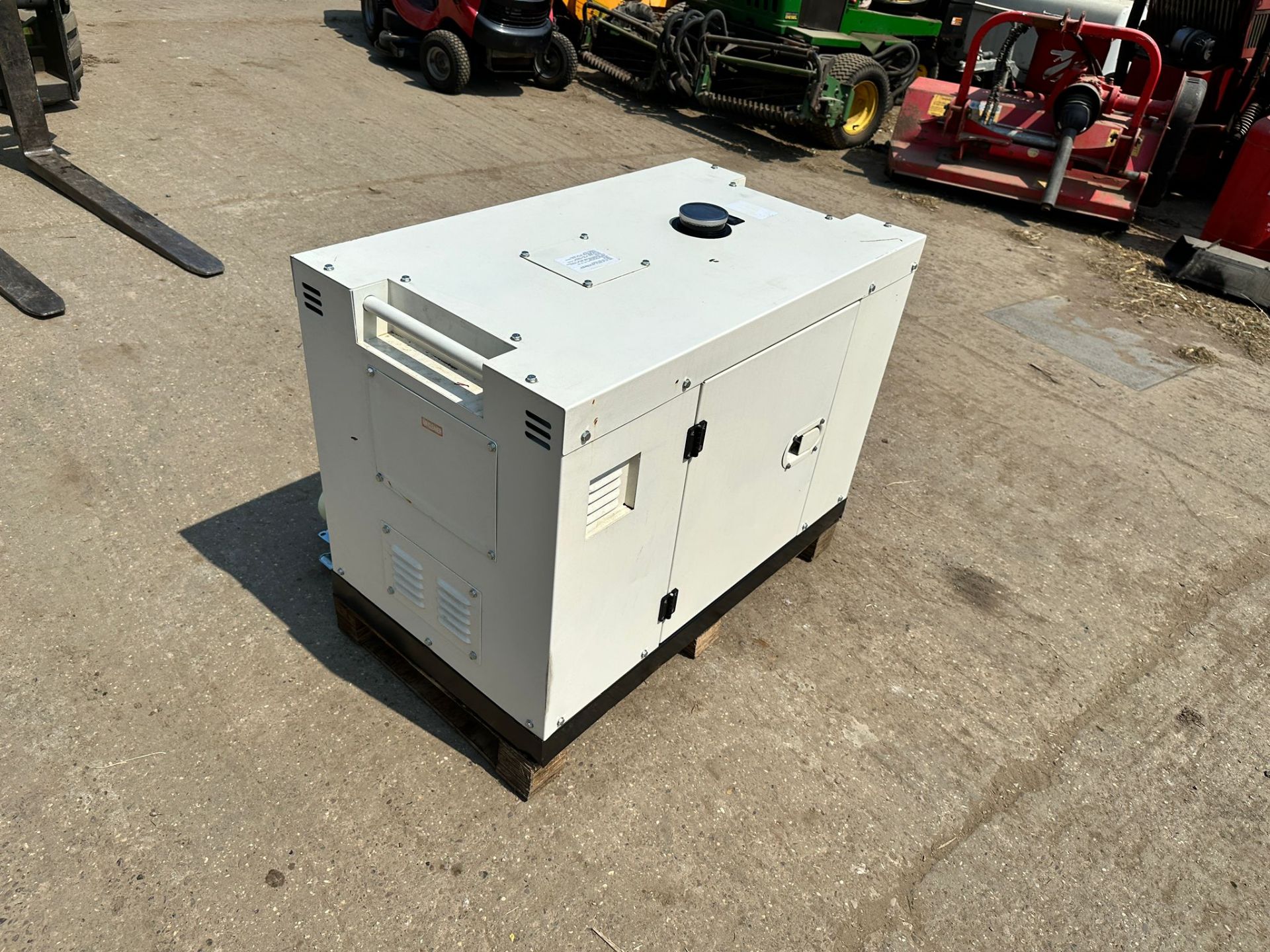 2022 PRAMAST VG-R110 11KVA SILENCED GENERATOR *PLUS VAT* - Image 5 of 14