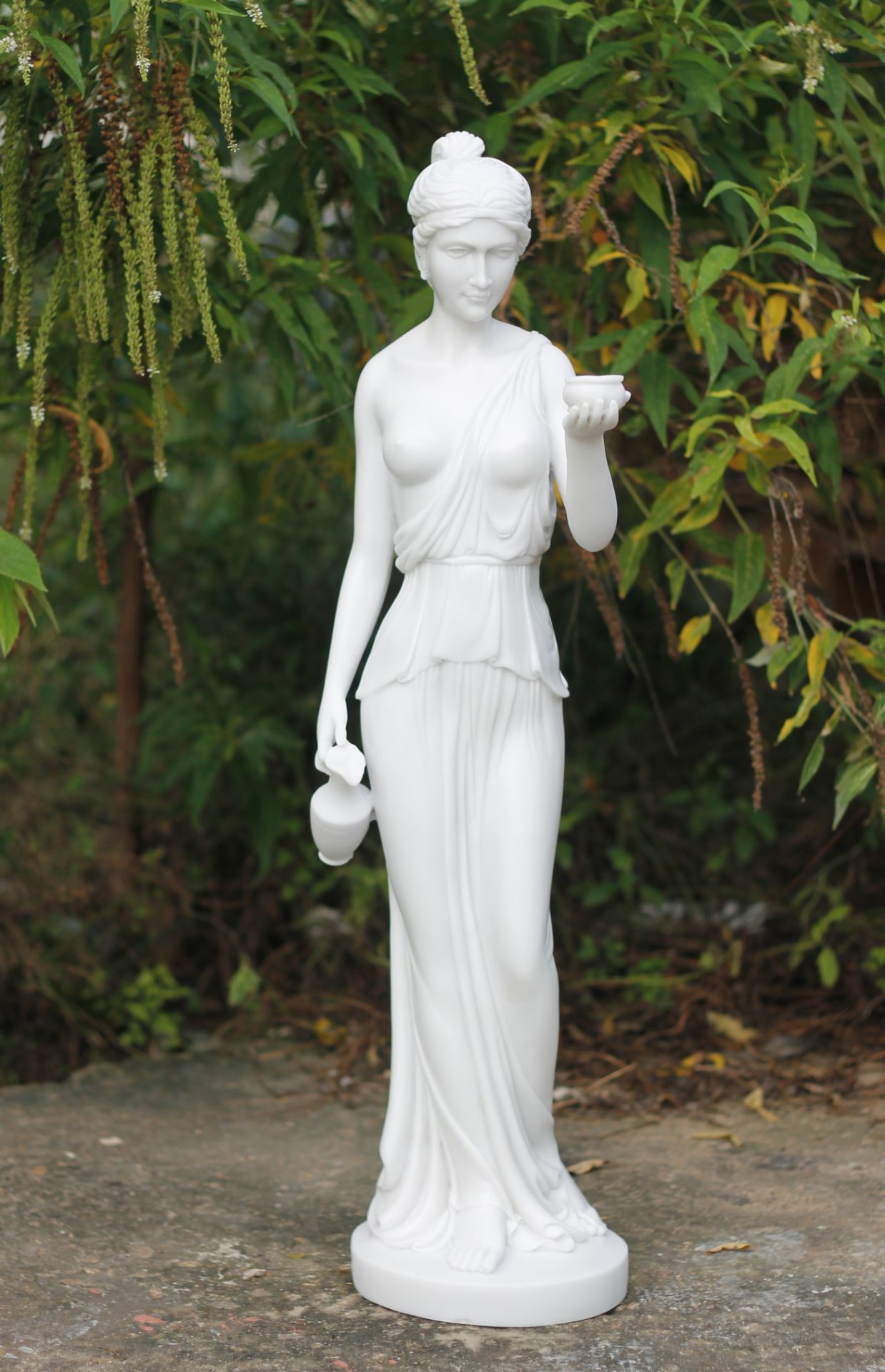 Elegant Dinova Hebe Goddess L statue *PLUS VAT*
